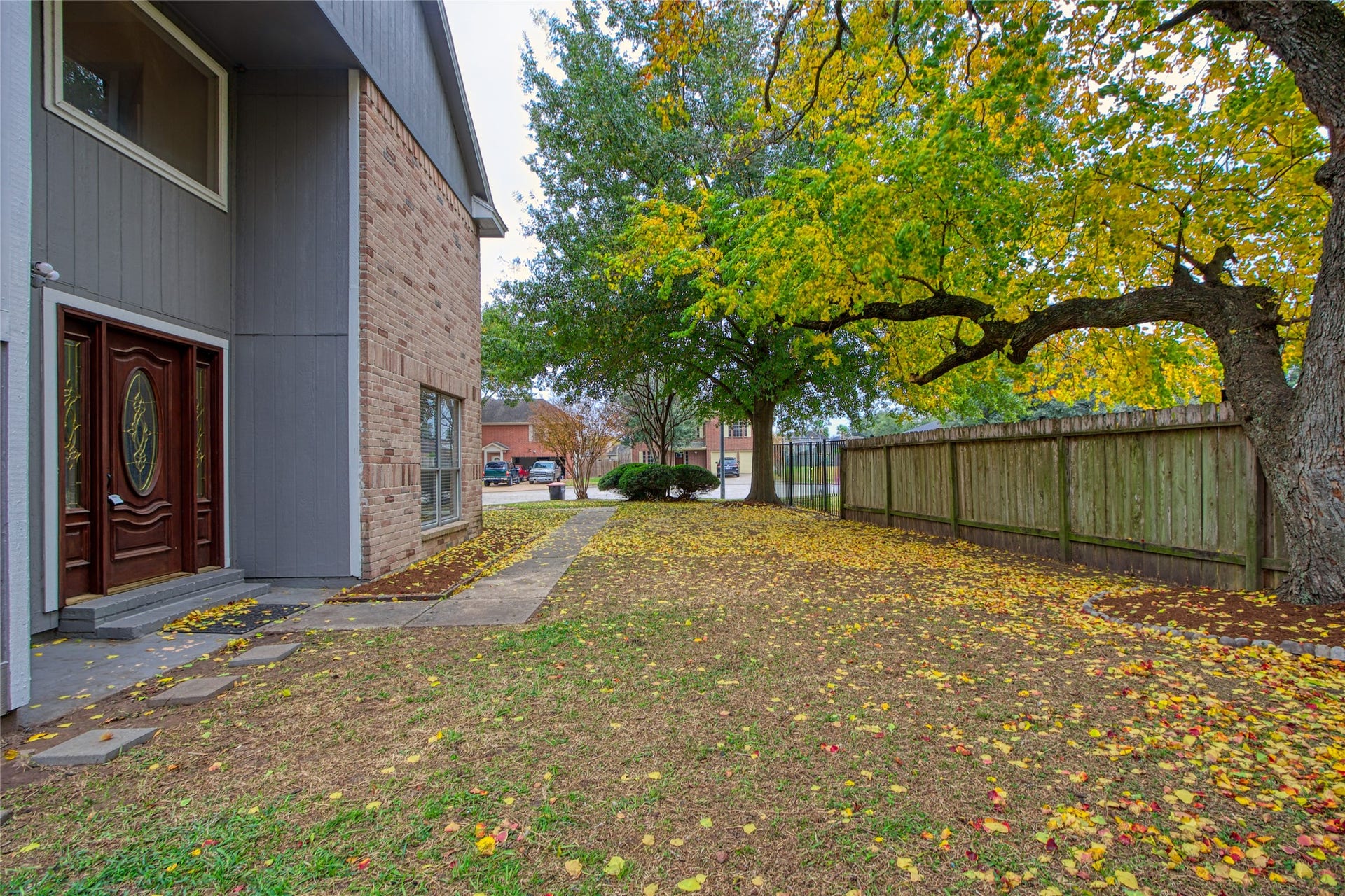 4426 Trace Mill Court, Houston, TX 77066