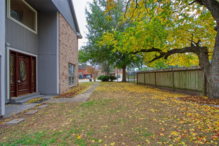 Property photo for 4426 Trace Mill Court, Houston, TX
