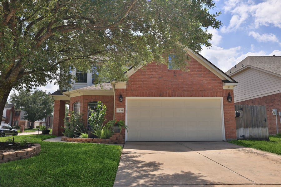 Property photo for 18235 Noble Forest Drive, Humble, TX