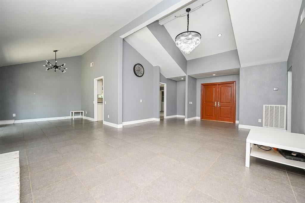 2027 Fernspray Lane, Houston, TX 77084