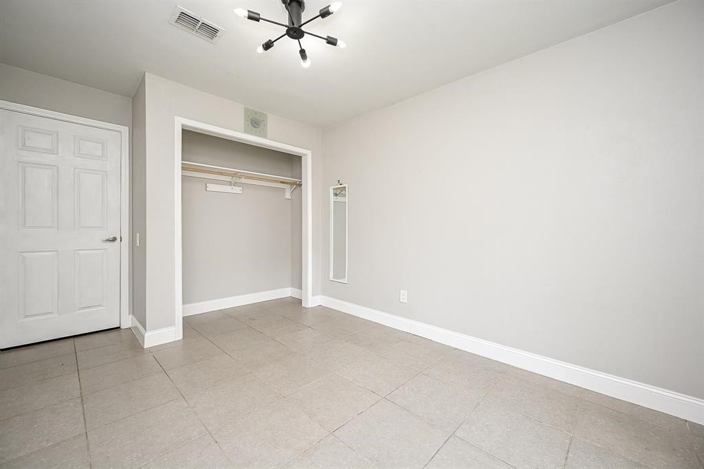 2027 Fernspray Lane, Houston, TX 77084
