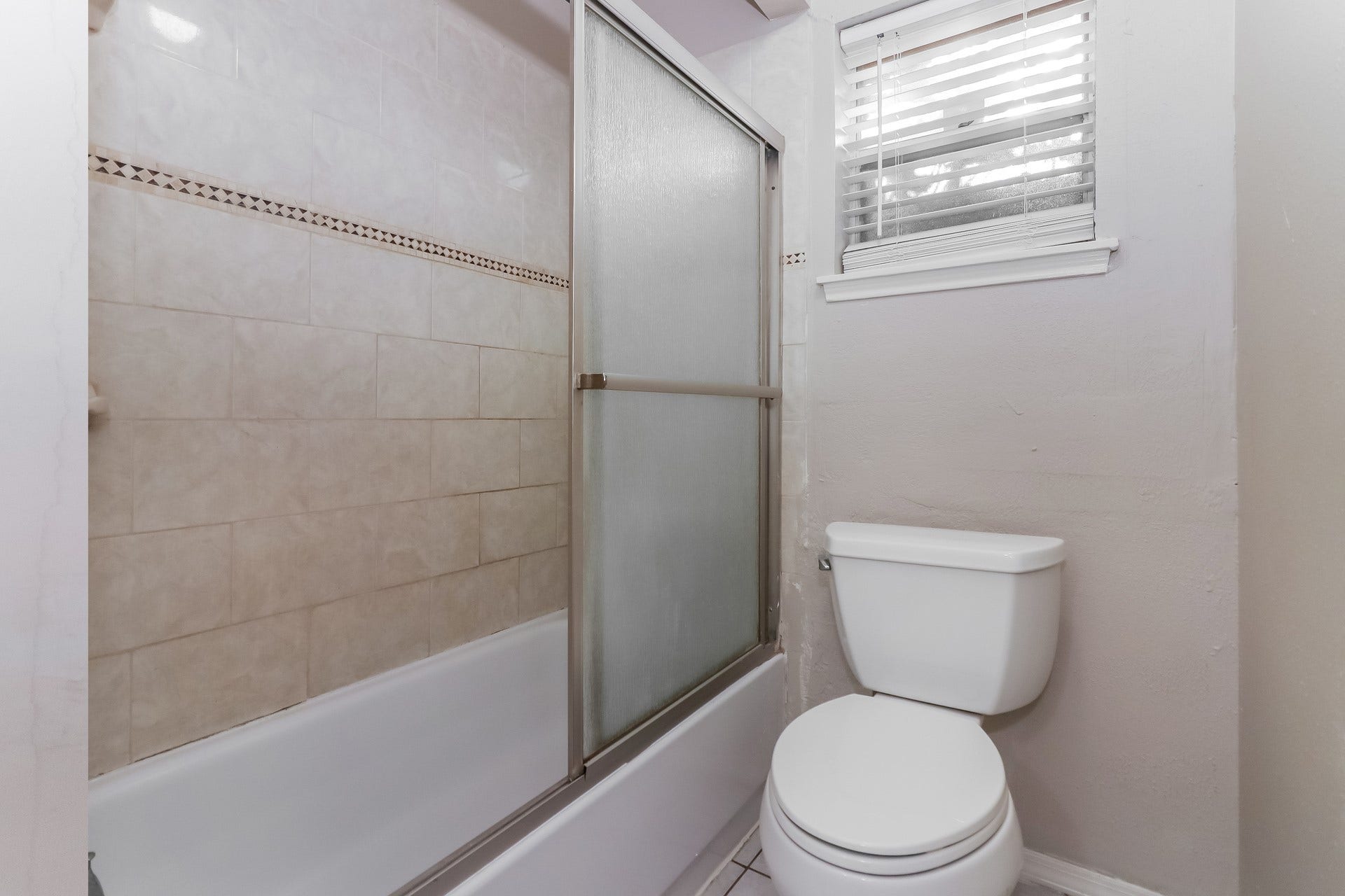 12805 Bexley Drive, Houston, TX 77099 12805 Bexley Drive, Houston, TX 77099