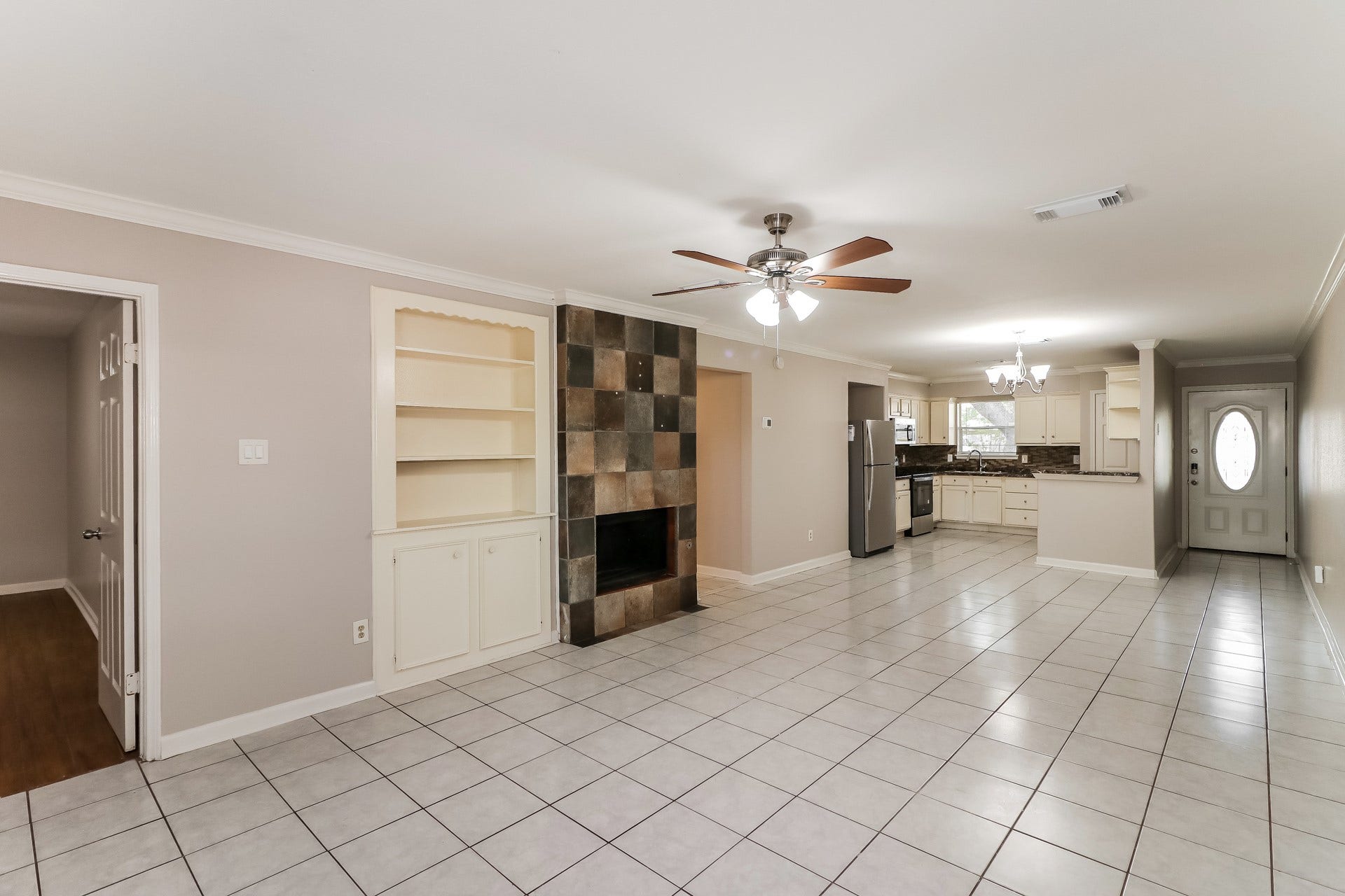 12805 Bexley Drive, Houston, TX 77099 12805 Bexley Drive, Houston, TX 77099