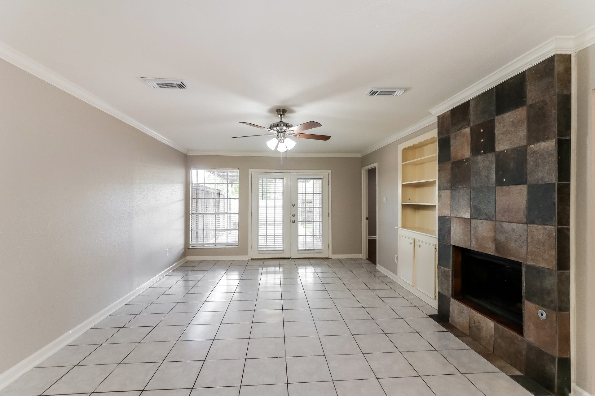 12805 Bexley Drive, Houston, TX 77099 12805 Bexley Drive, Houston, TX 77099