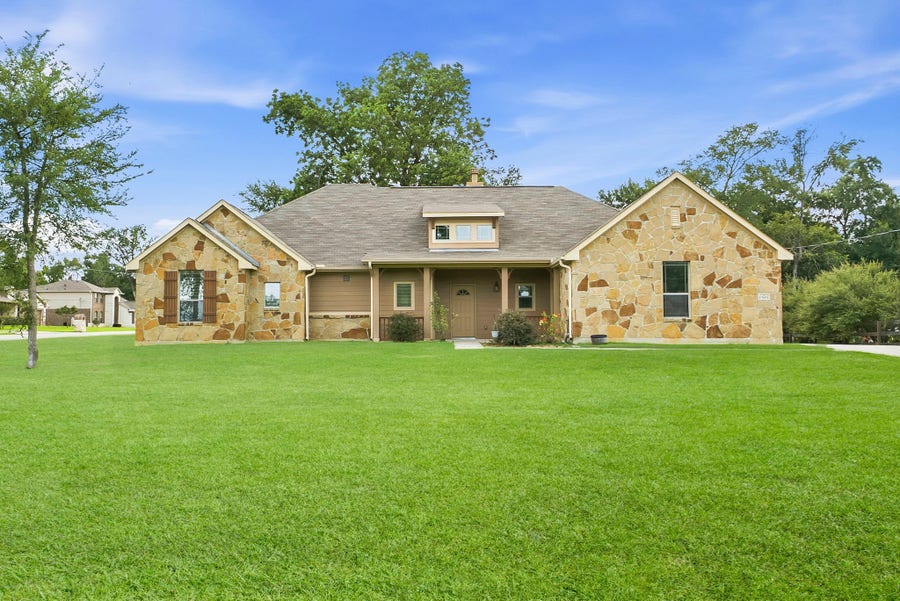 Property photo for 13303 Hidden Manor Court, Willis, TX