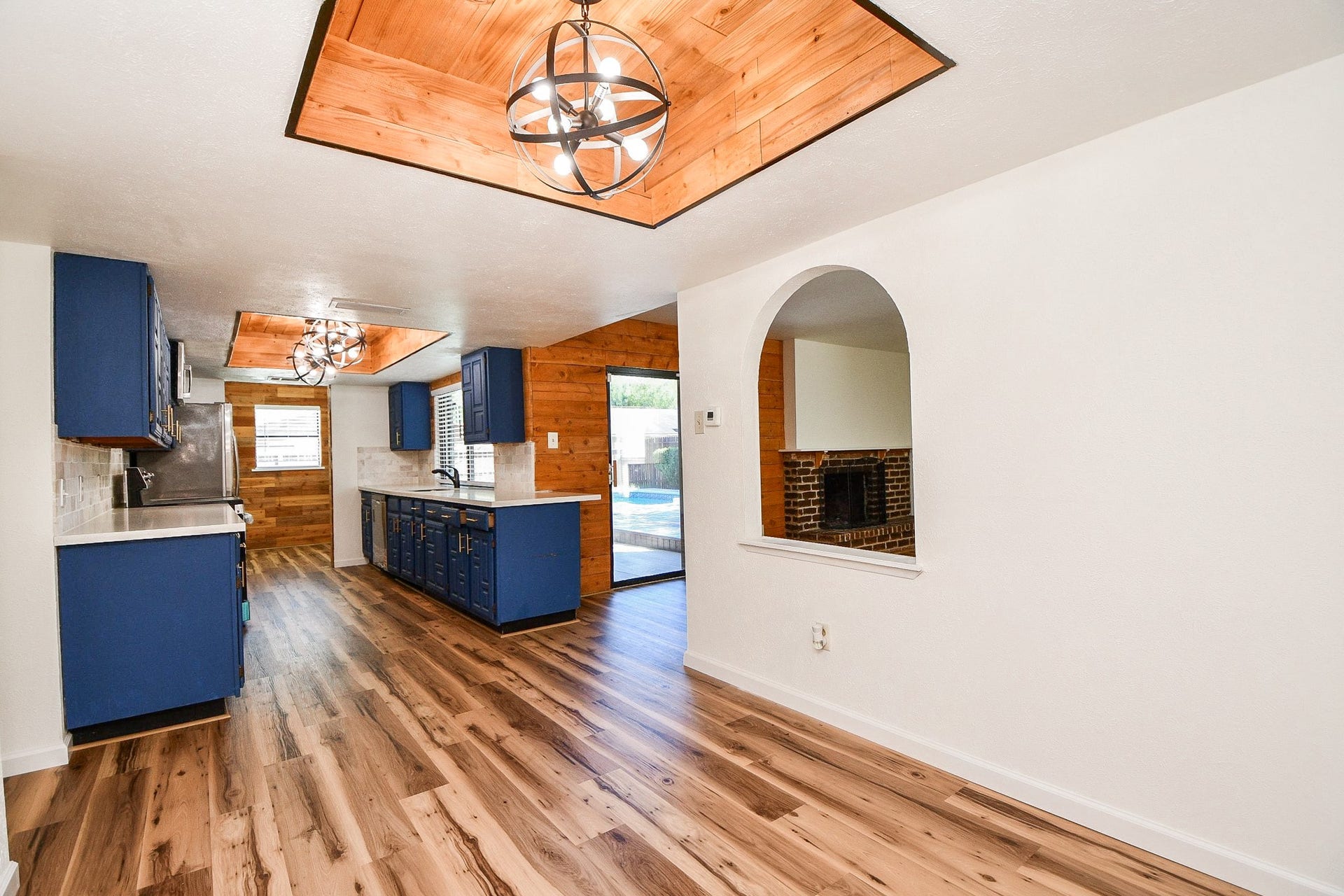 7315 El Cresta Drive, Houston, TX 77083 7315 El Cresta Drive, Houston, TX 77083
