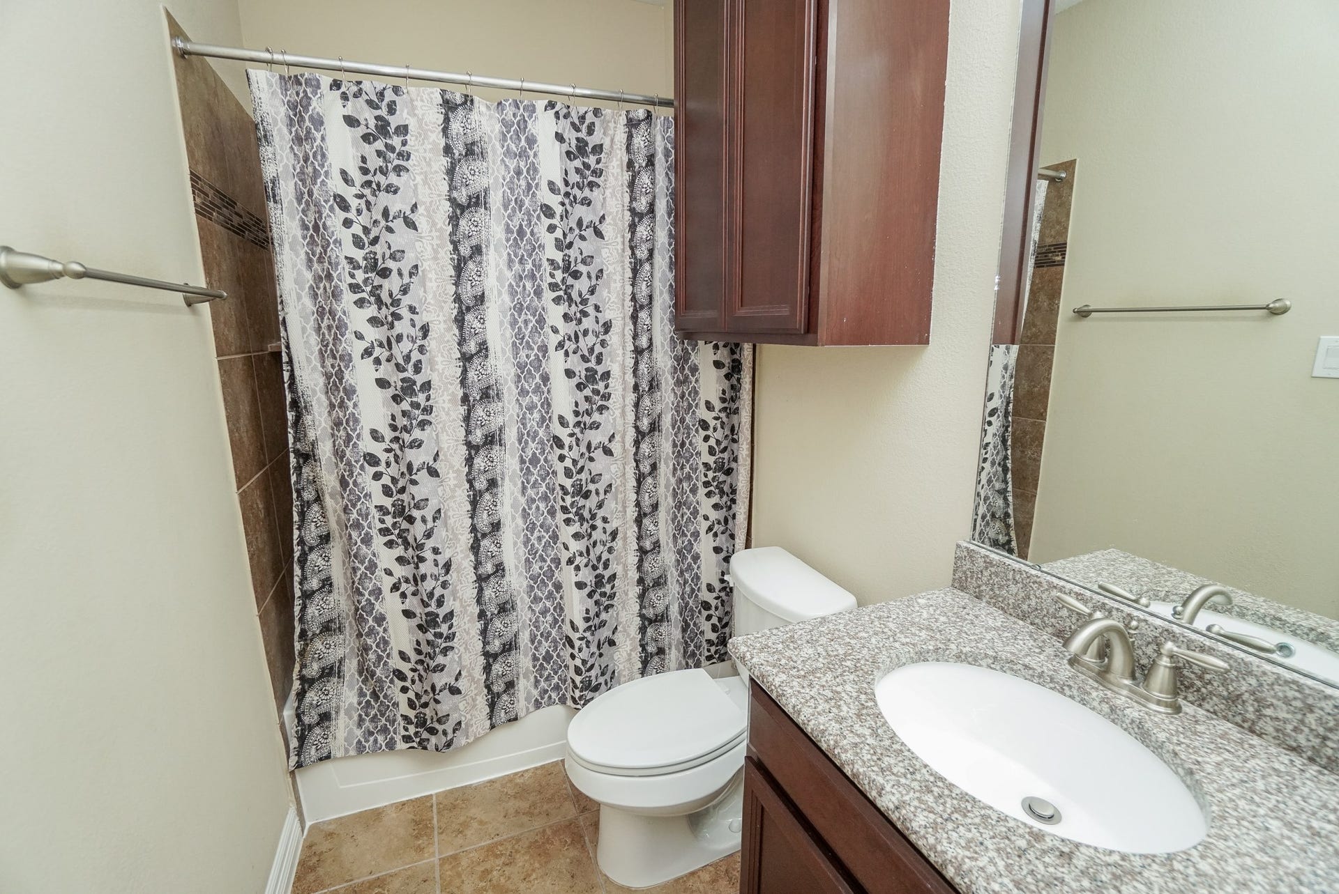3434 Norwich Gardens Lane, Fulshear, TX 77441 Full bath downstairs off of second Bedroom on main floor.