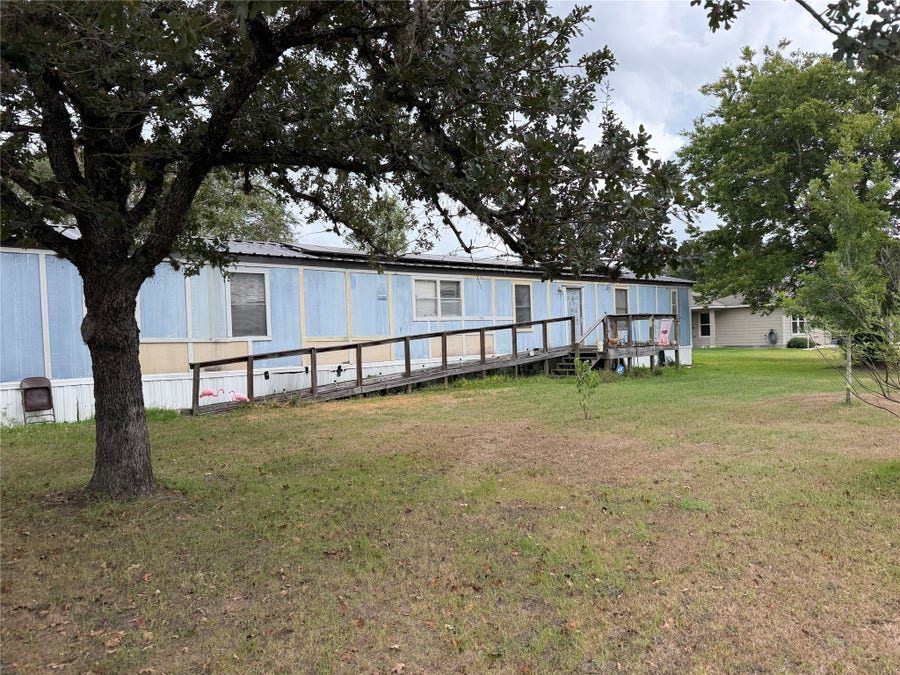 Property photo for 2106 10th Street, Hempstead, TX