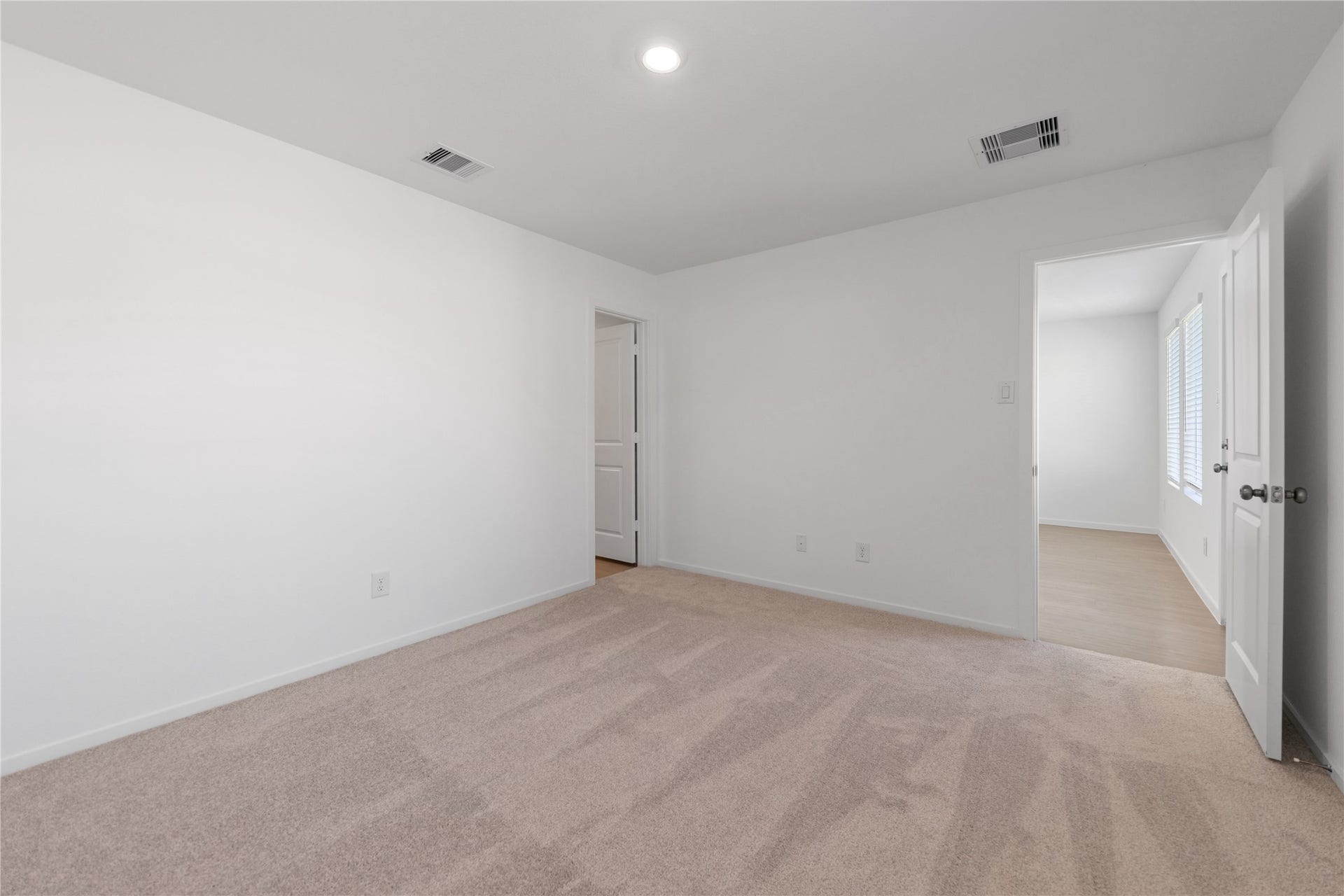 9203 Burch Eagle Court, Baytown, TX 77521 Primary Bedroom - View 3