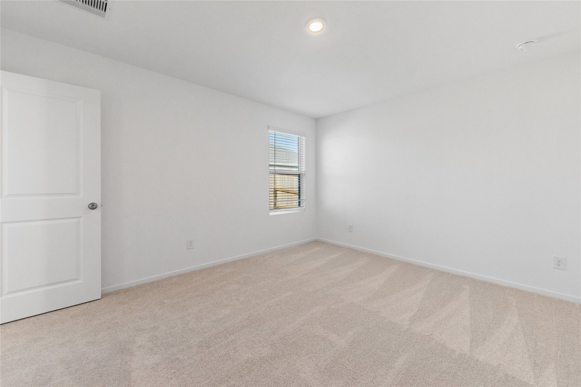 9203 Burch Eagle Court, Baytown, TX 77521 Primary Bedroom - View 1