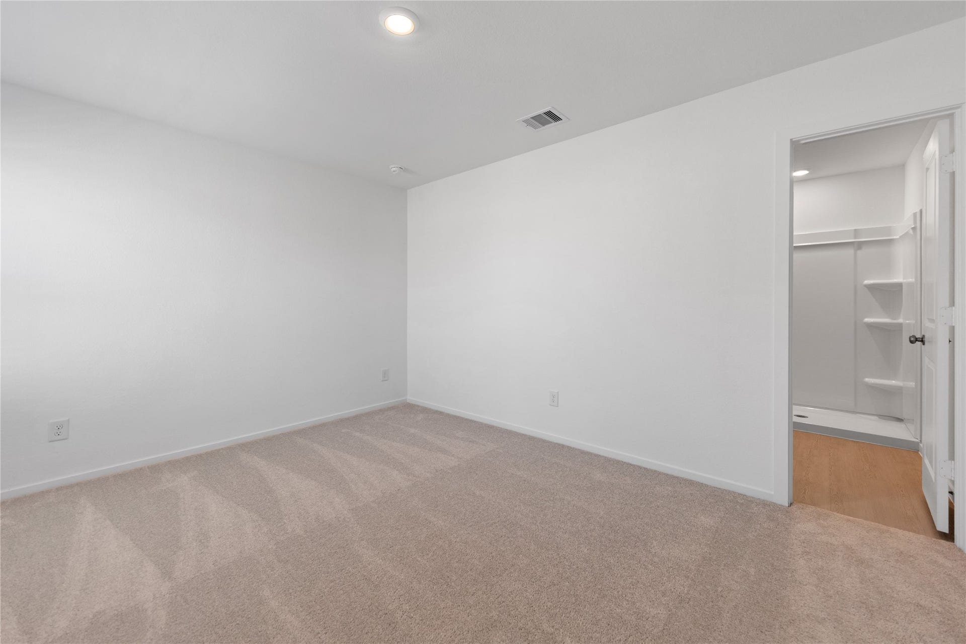 9203 Burch Eagle Court, Baytown, TX 77521 Primary Bedroom - View 4
