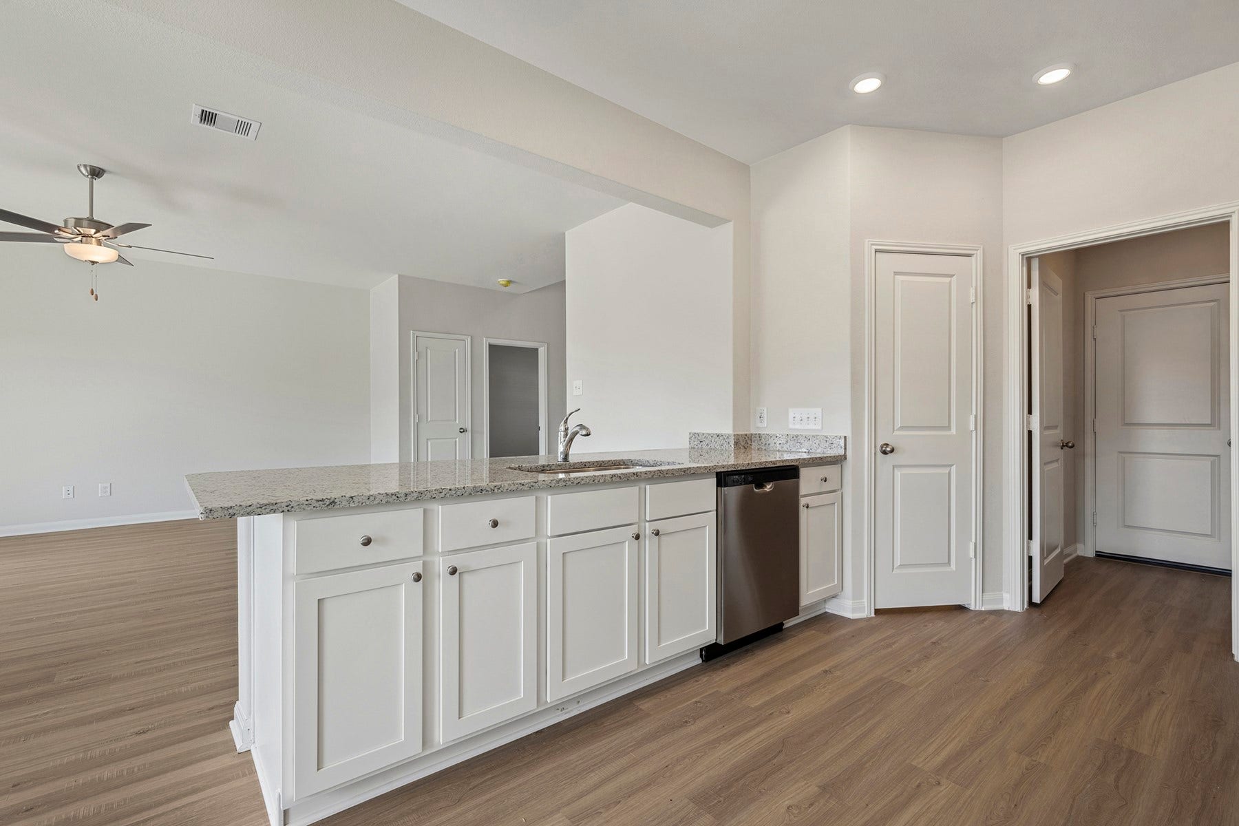 329 Tejas Trail, Waller, TX 77484