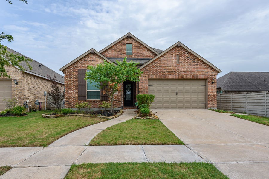 Property photo for 2116 Blackhawk Ridge Lane, Manvel, TX