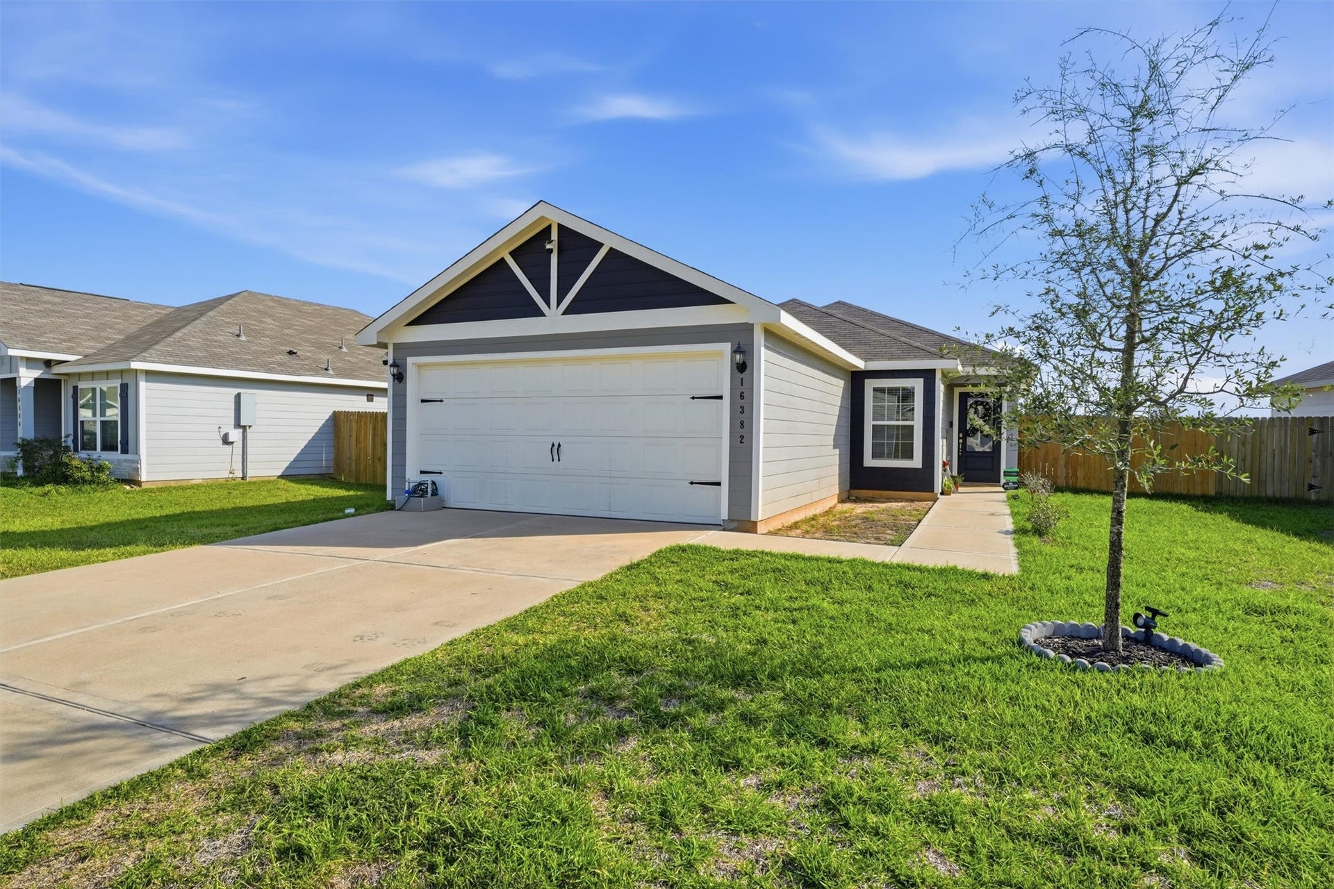 16382 Sweet Grove Drive, Conroe, TX 77303 16382 Sweet Grove Drive, Conroe, TX 77303