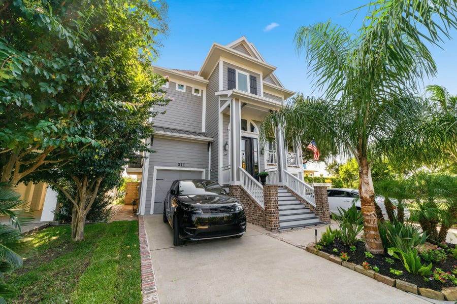 Property photo for 511 Bay Avenue, Kemah, TX