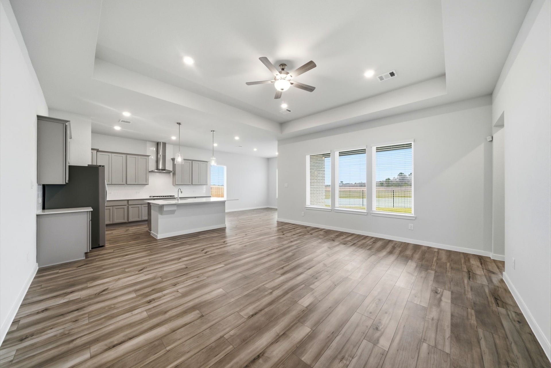 101 Lake Woodshore Court, Clute, TX 77531 101 Lake Woodshore Court, Clute, TX 77531