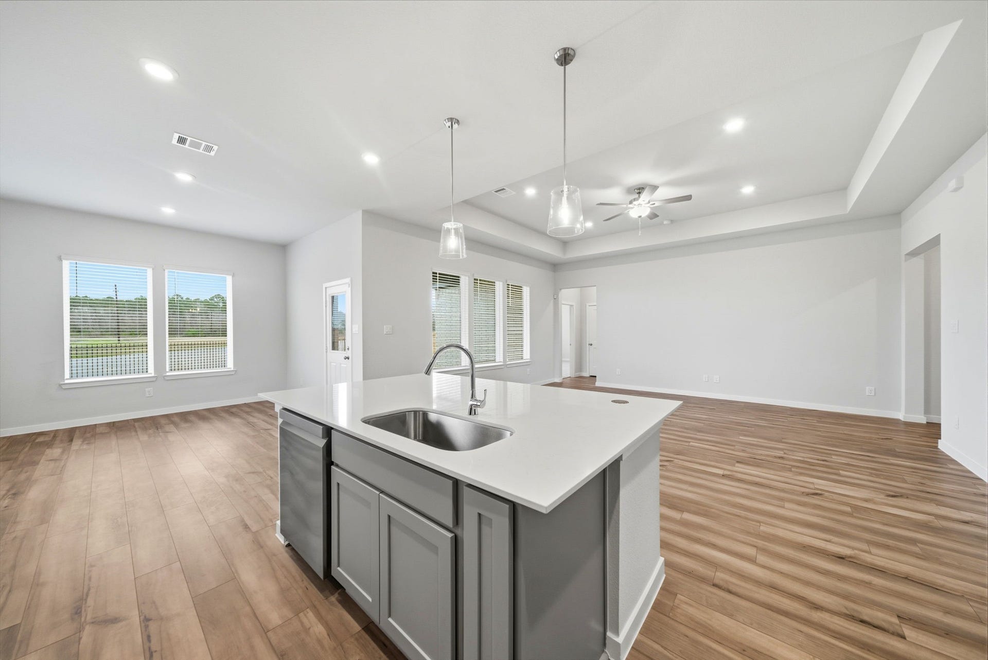 101 Lake Woodshore Court, Clute, TX 77531 101 Lake Woodshore Court, Clute, TX 77531