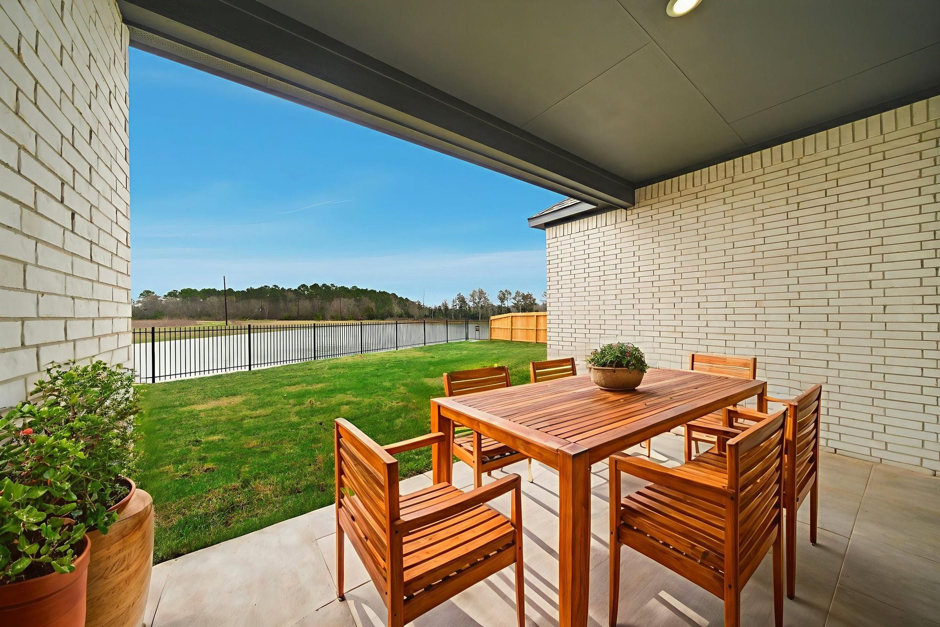 101 Lake Woodshore Court, Clute, TX 77531 101 Lake Woodshore Court, Clute, TX 77531