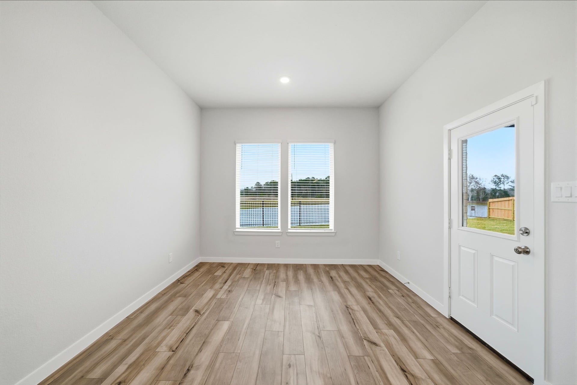 101 Lake Woodshore Court, Clute, TX 77531 101 Lake Woodshore Court, Clute, TX 77531