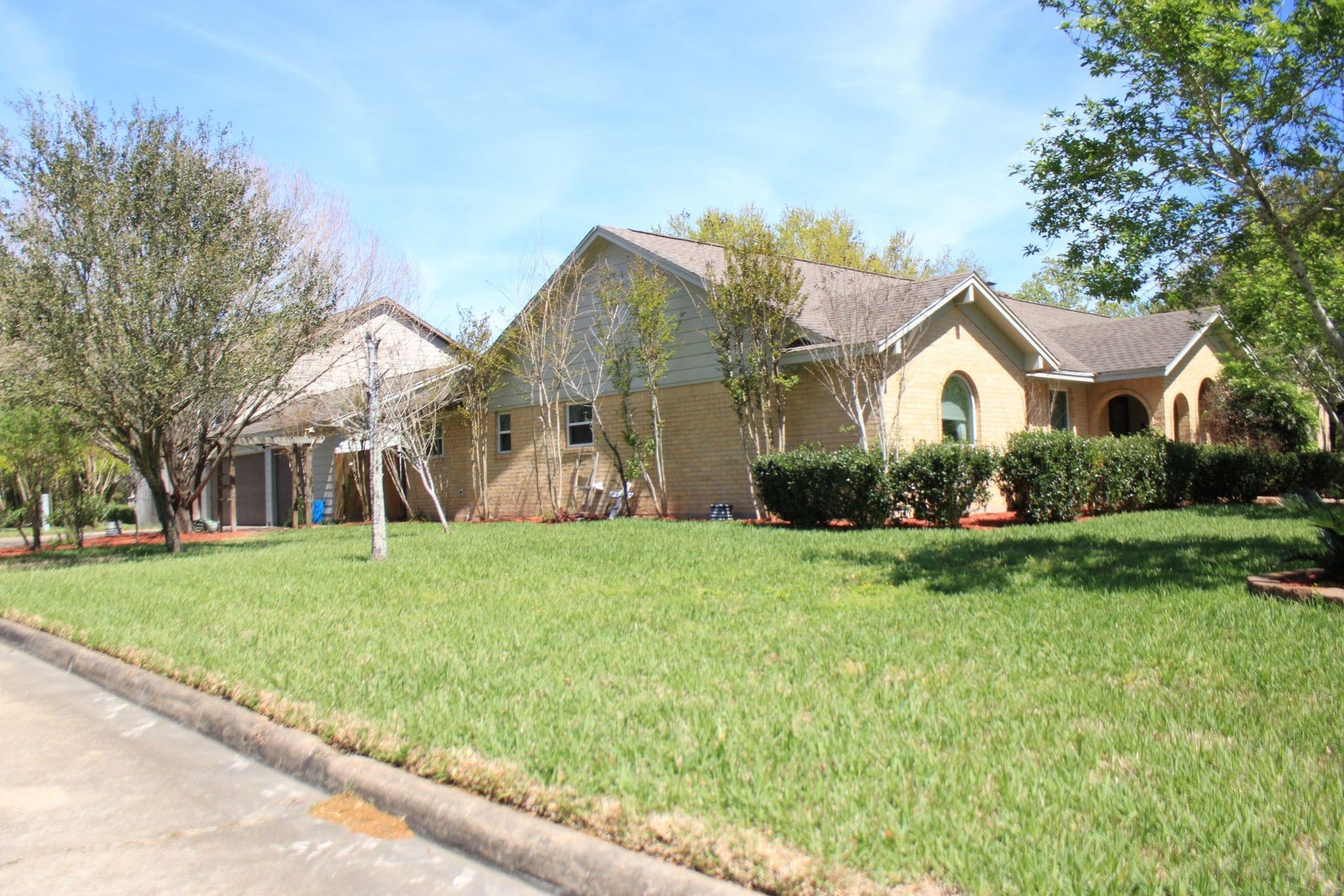 1912 Aggie Lane, League City, TX 77573 1912 Aggie Lane, League City, TX 77573