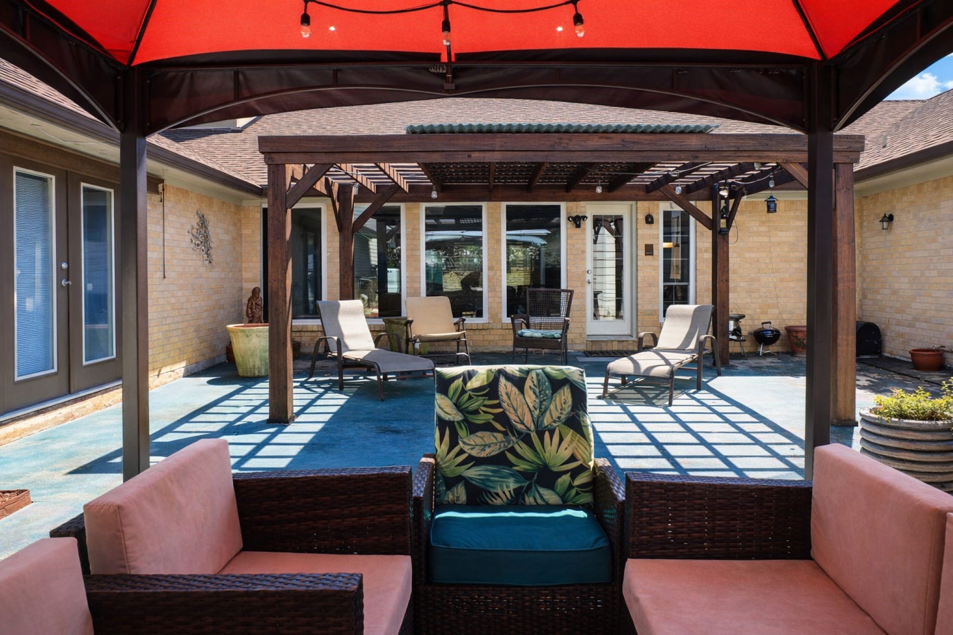 1912 Aggie Lane, League City, TX 77573 1912 Aggie Lane, League City, TX 77573