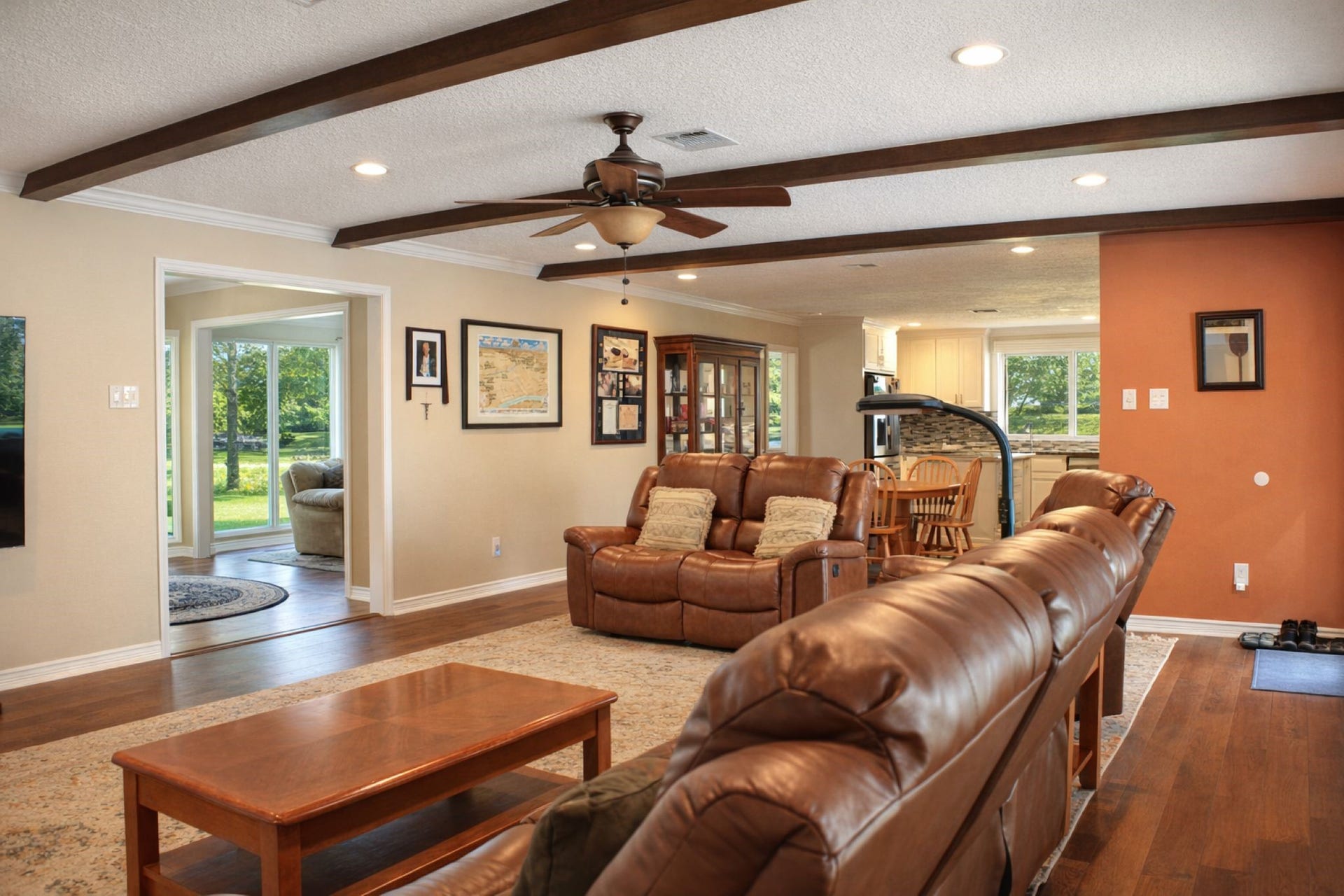1912 Aggie Lane, League City, TX 77573 1912 Aggie Lane, League City, TX 77573