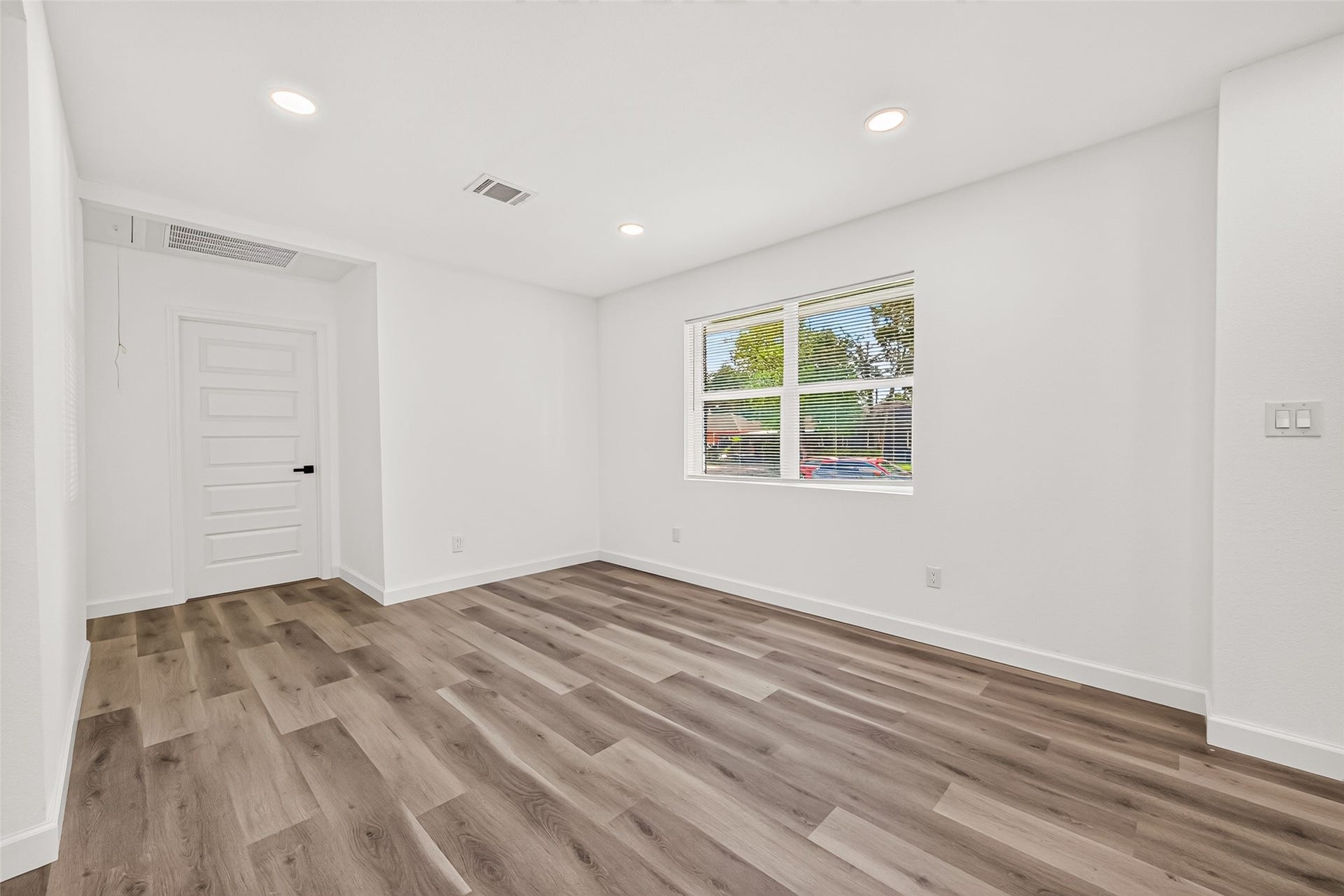 3107 Sunnydale Drive, Houston, TX 77051 3107 Sunnydale Drive, Houston, TX 77051