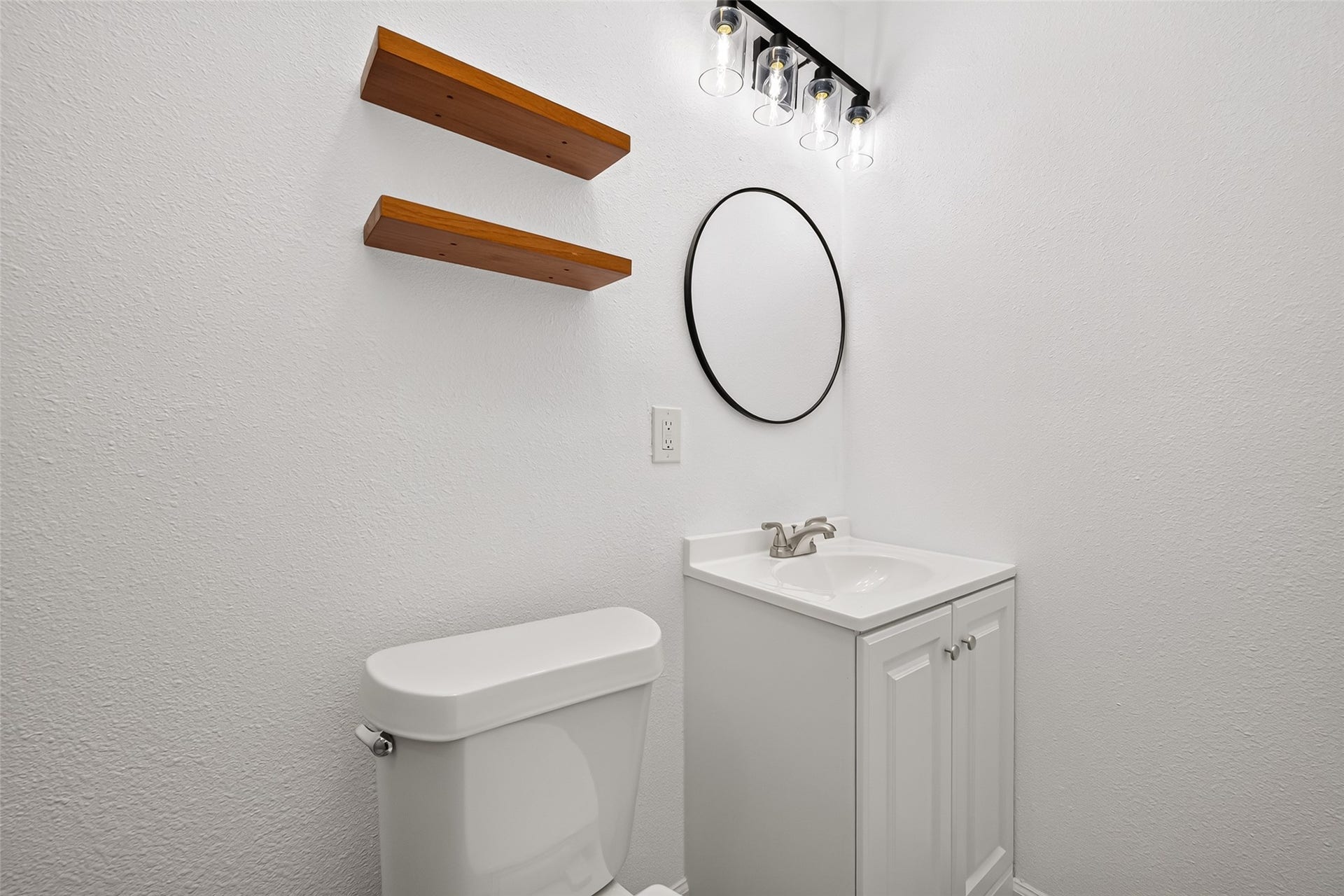 3107 Sunnydale Drive, Houston, TX 77051 3107 Sunnydale Drive, Houston, TX 77051