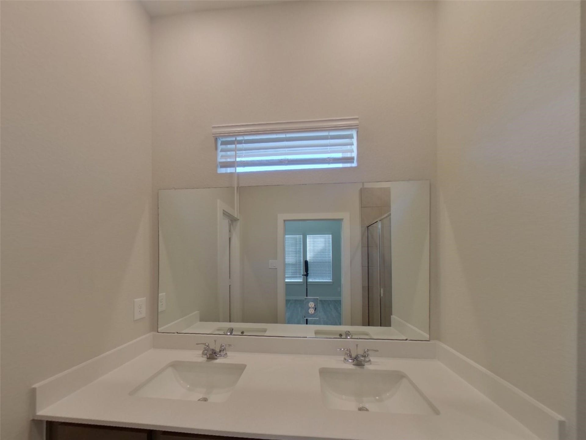 9835 Willow Creek Commerce Drive, #110, Tomball, TX 77375 9835 Willow Creek Commerce Drive, #110, Tomball, TX 77375