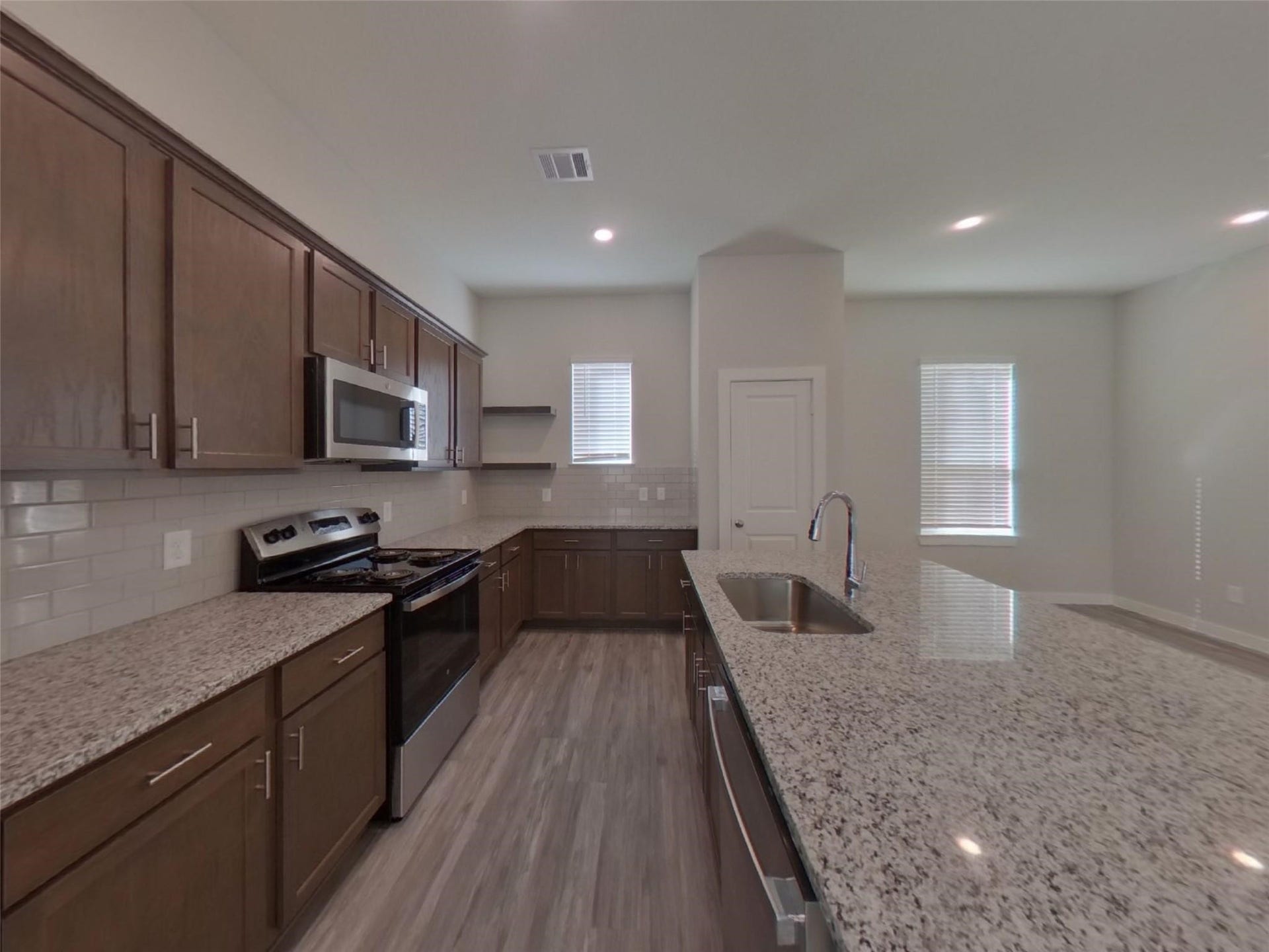 9835 Willow Creek Commerce Drive, #110, Tomball, TX 77375 9835 Willow Creek Commerce Drive, #110, Tomball, TX 77375