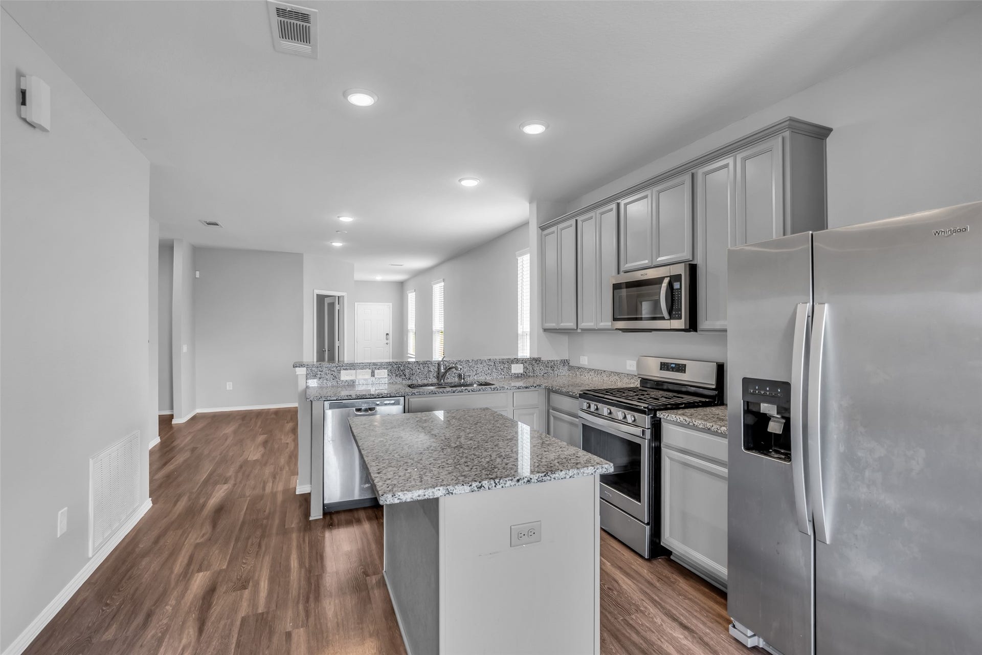 25703 Bottlebrush Sedge Street, Katy, TX 77493 25703 Bottlebrush Sedge Street, Katy, TX 77493