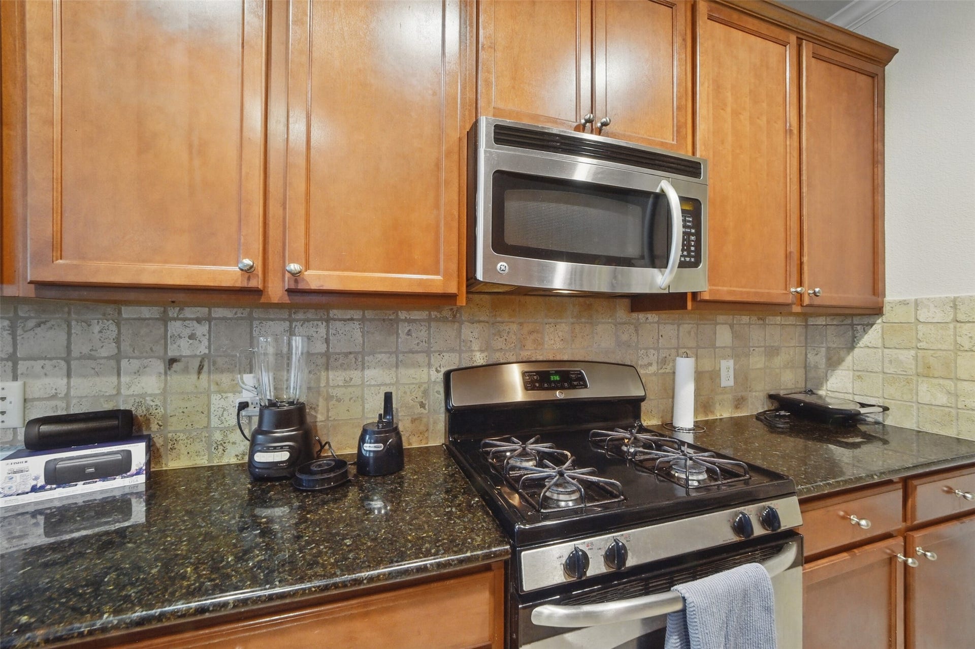 6443 Calgary Woods Lane, Katy, TX 77494