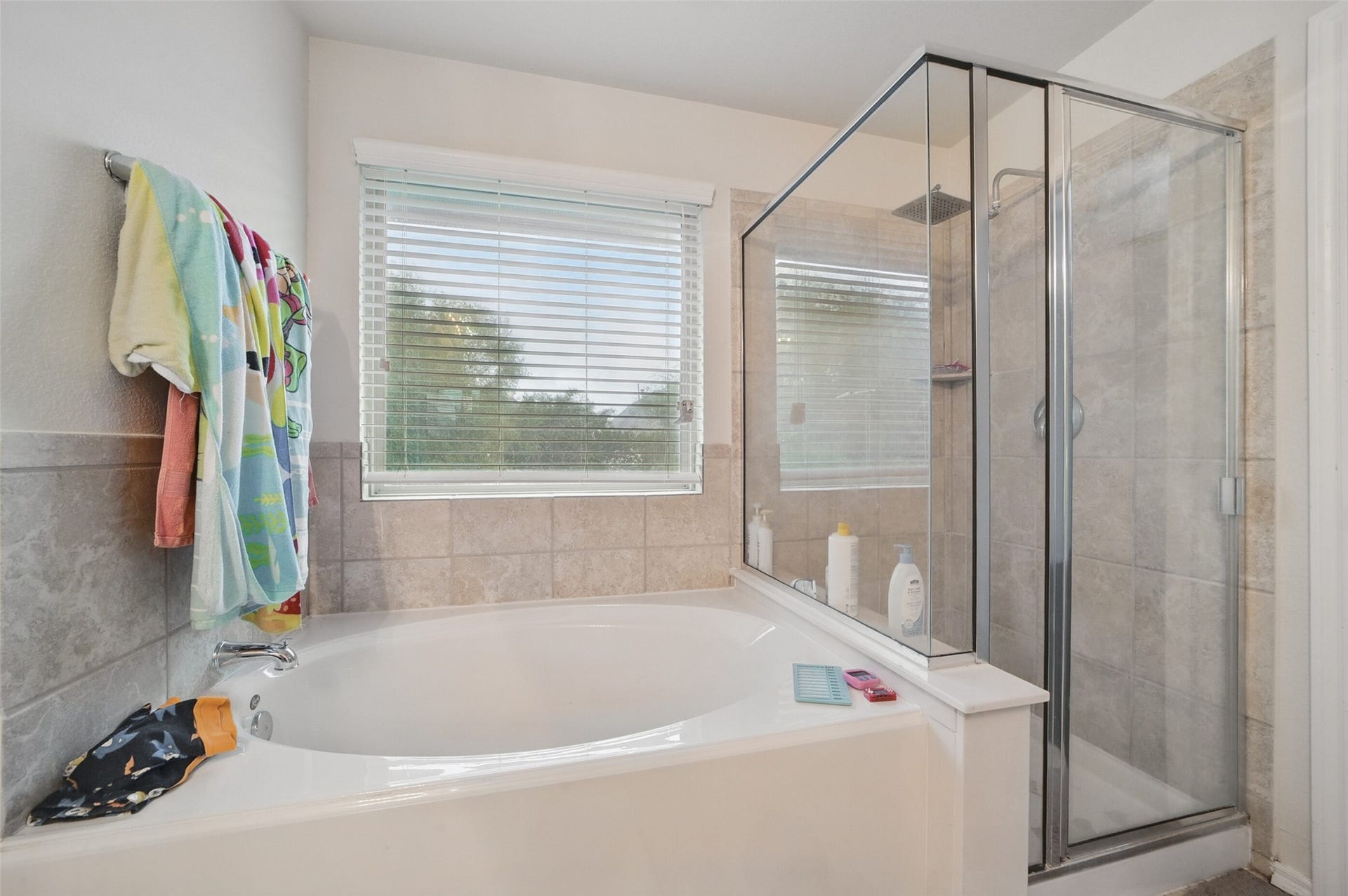 6443 Calgary Woods Lane, Katy, TX 77494