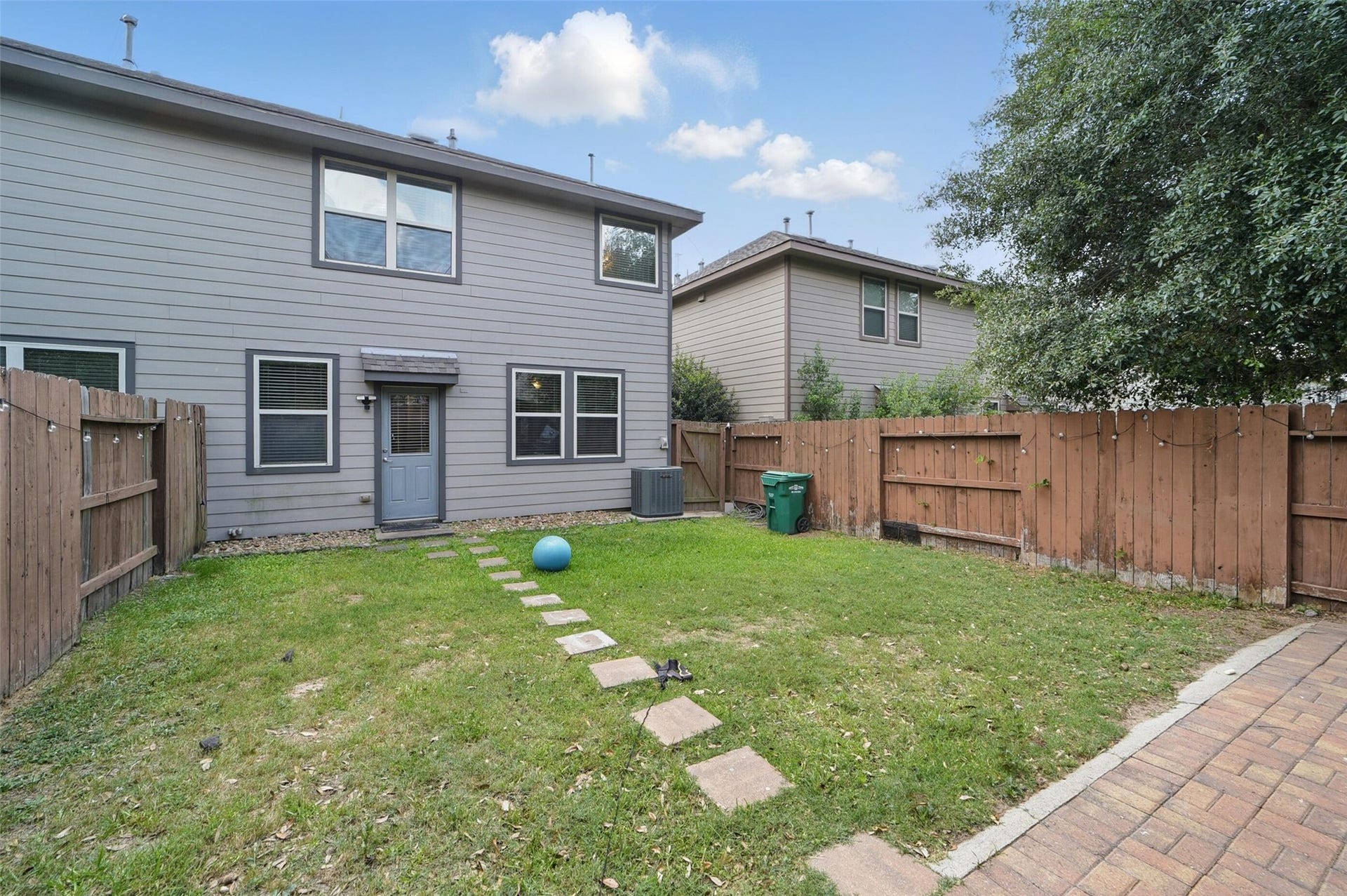 6443 Calgary Woods Lane, Katy, TX 77494