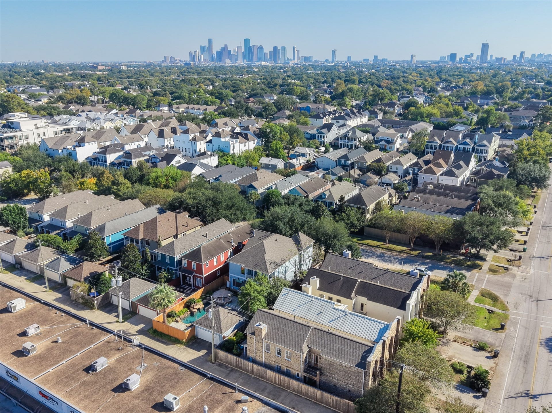 455 W 18th Street, Houston, TX 77008 455 W 18th Street, Houston, TX 77008