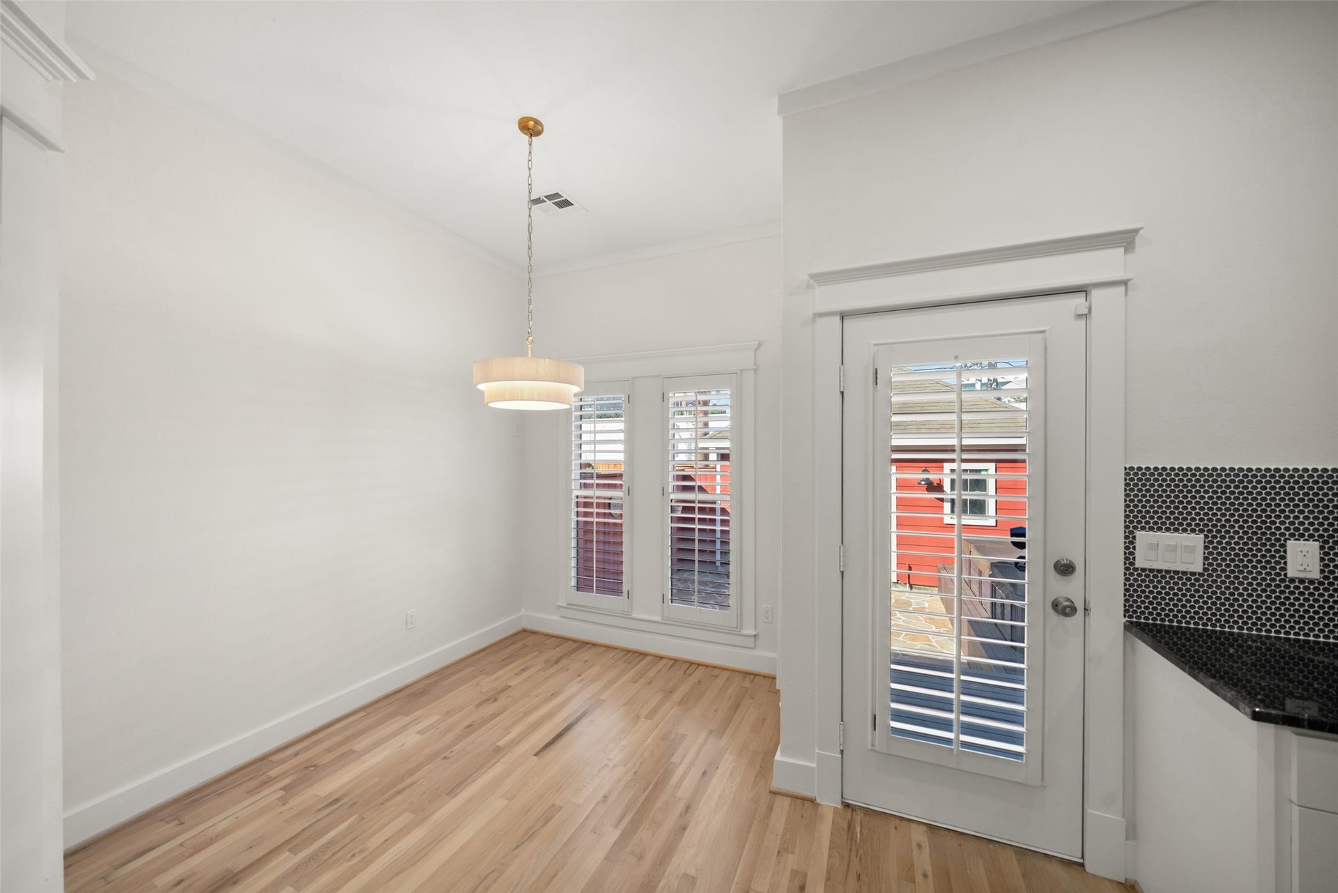 455 W 18th Street, Houston, TX 77008 455 W 18th Street, Houston, TX 77008