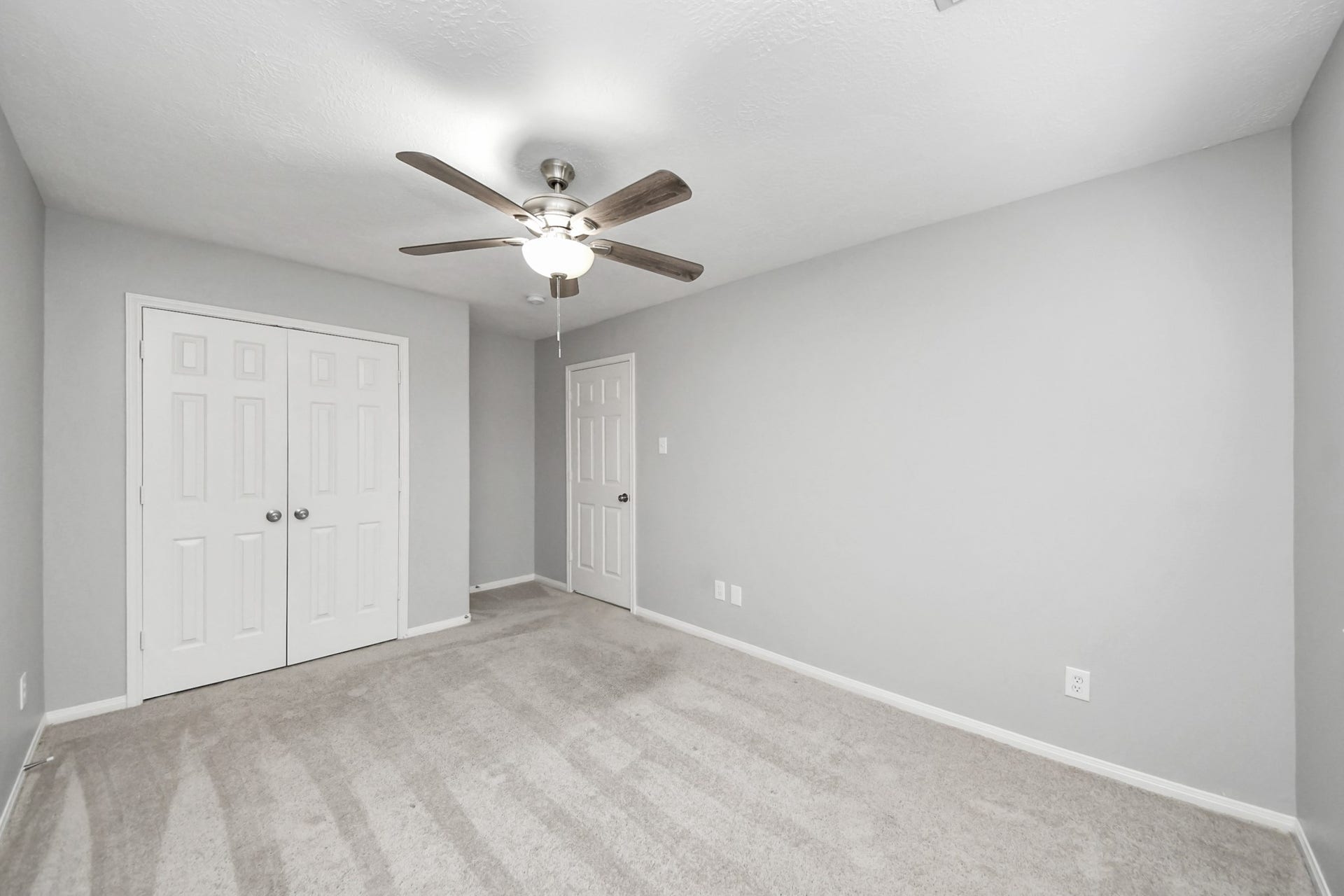 2127 Grovewood Park, Conroe, TX 77385 Bedroom 3