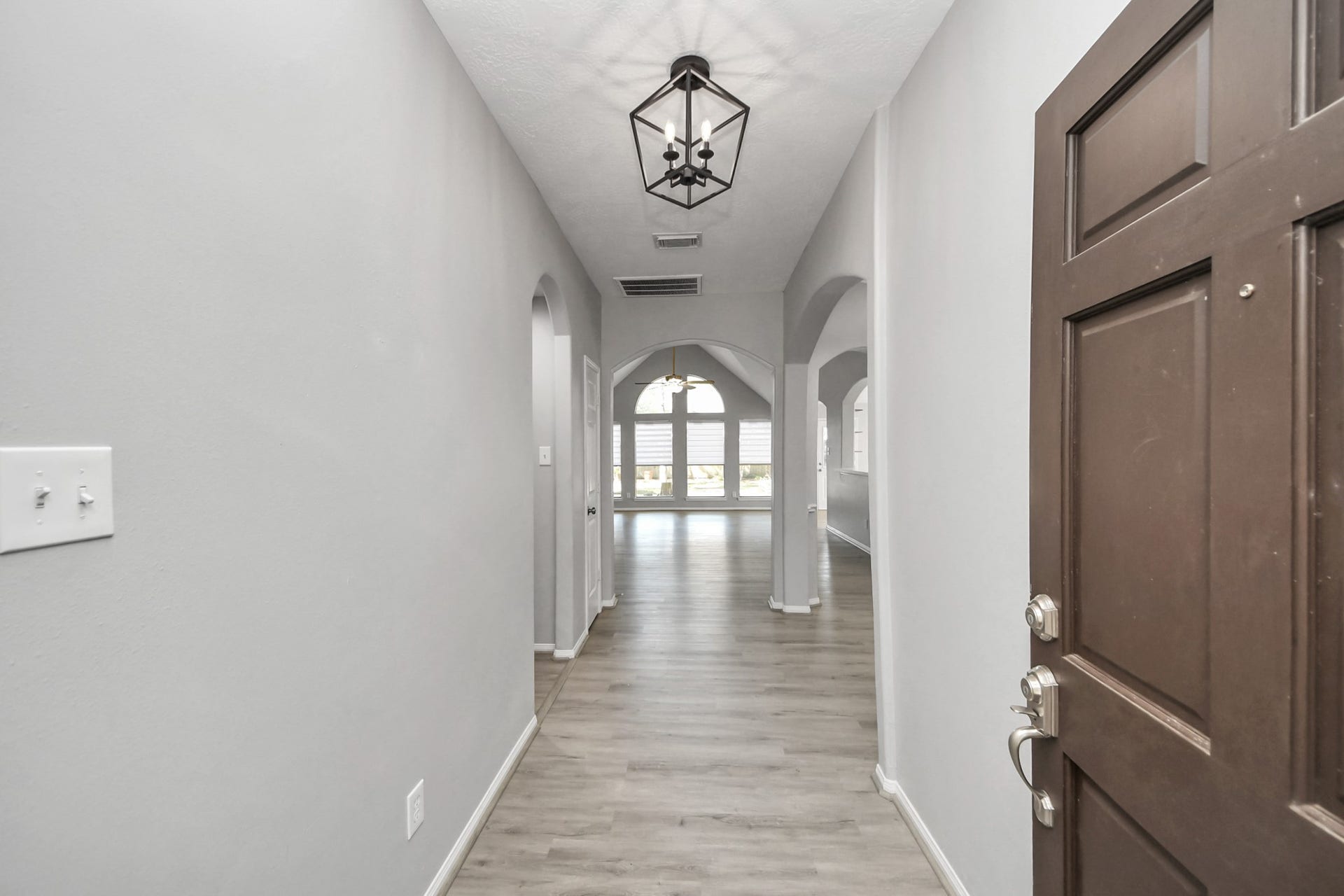 2127 Grovewood Park, Conroe, TX 77385 2127 Grovewood Park, Conroe, TX 77385