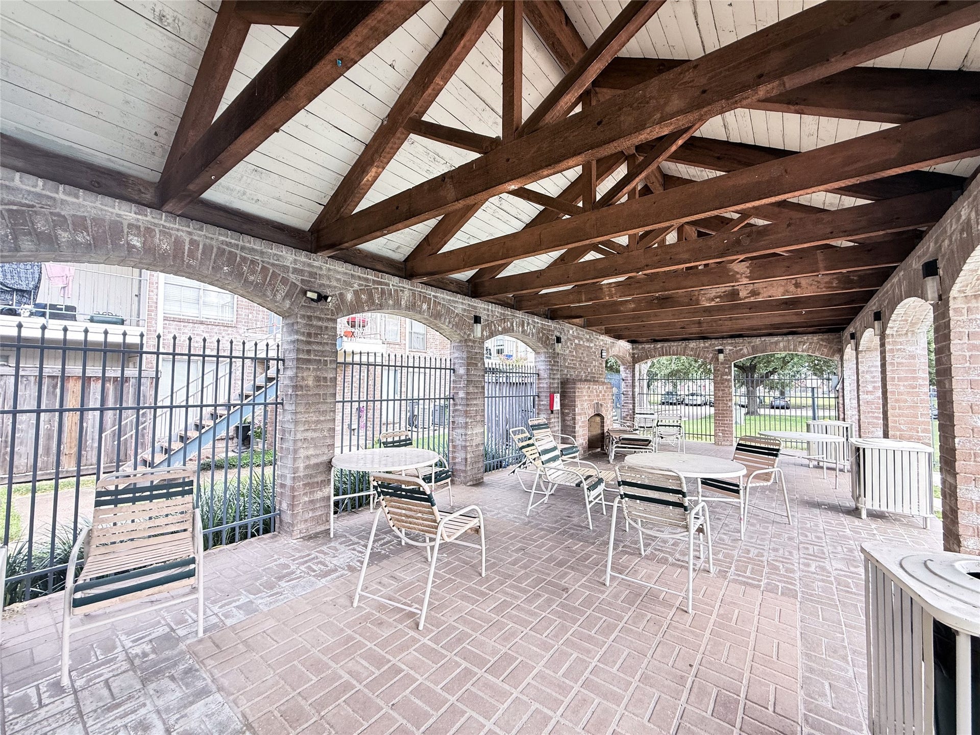 3900 Woodchase Drive, #77, Houston, TX 77042