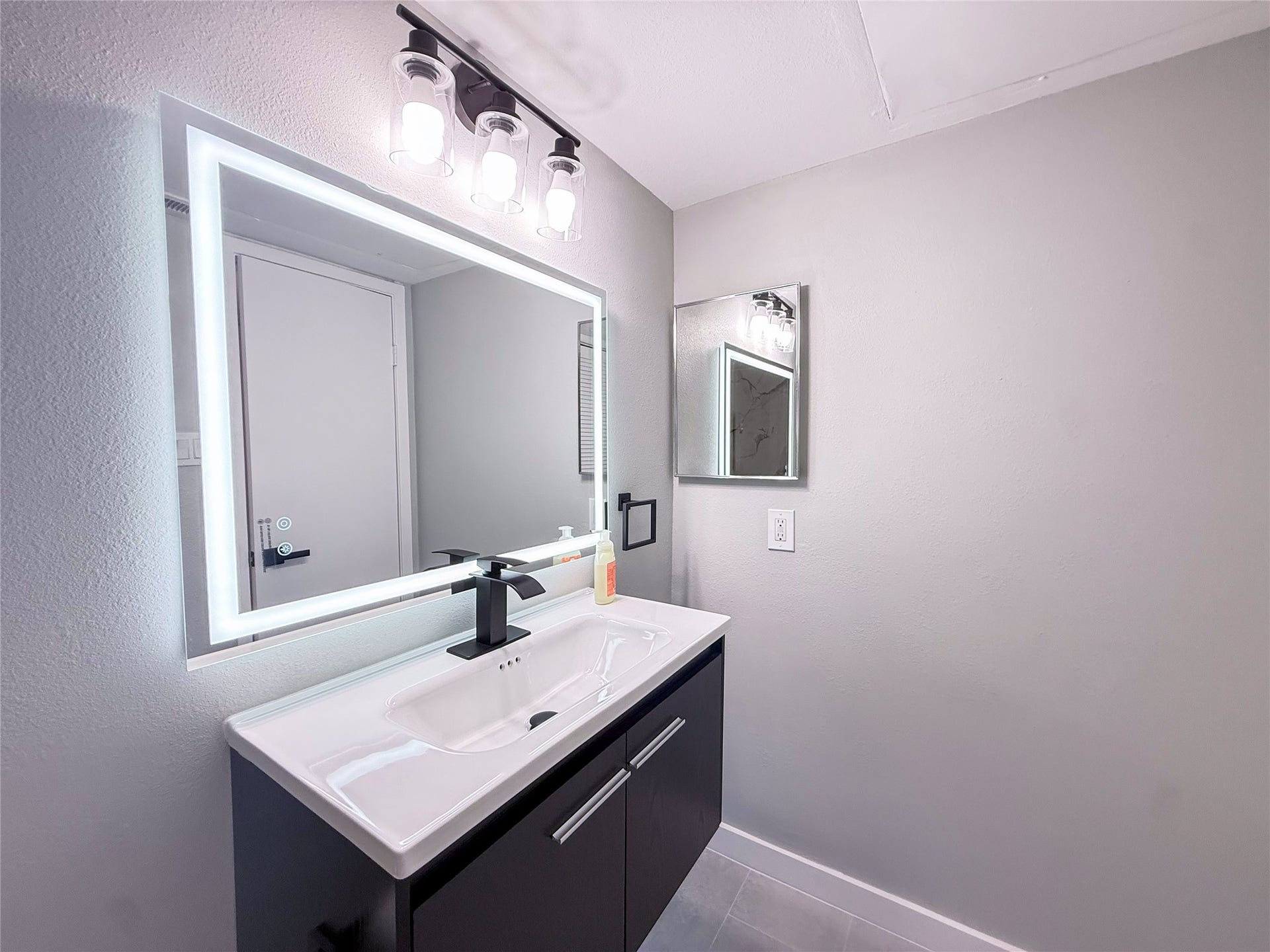 3900 Woodchase Drive, #77, Houston, TX 77042