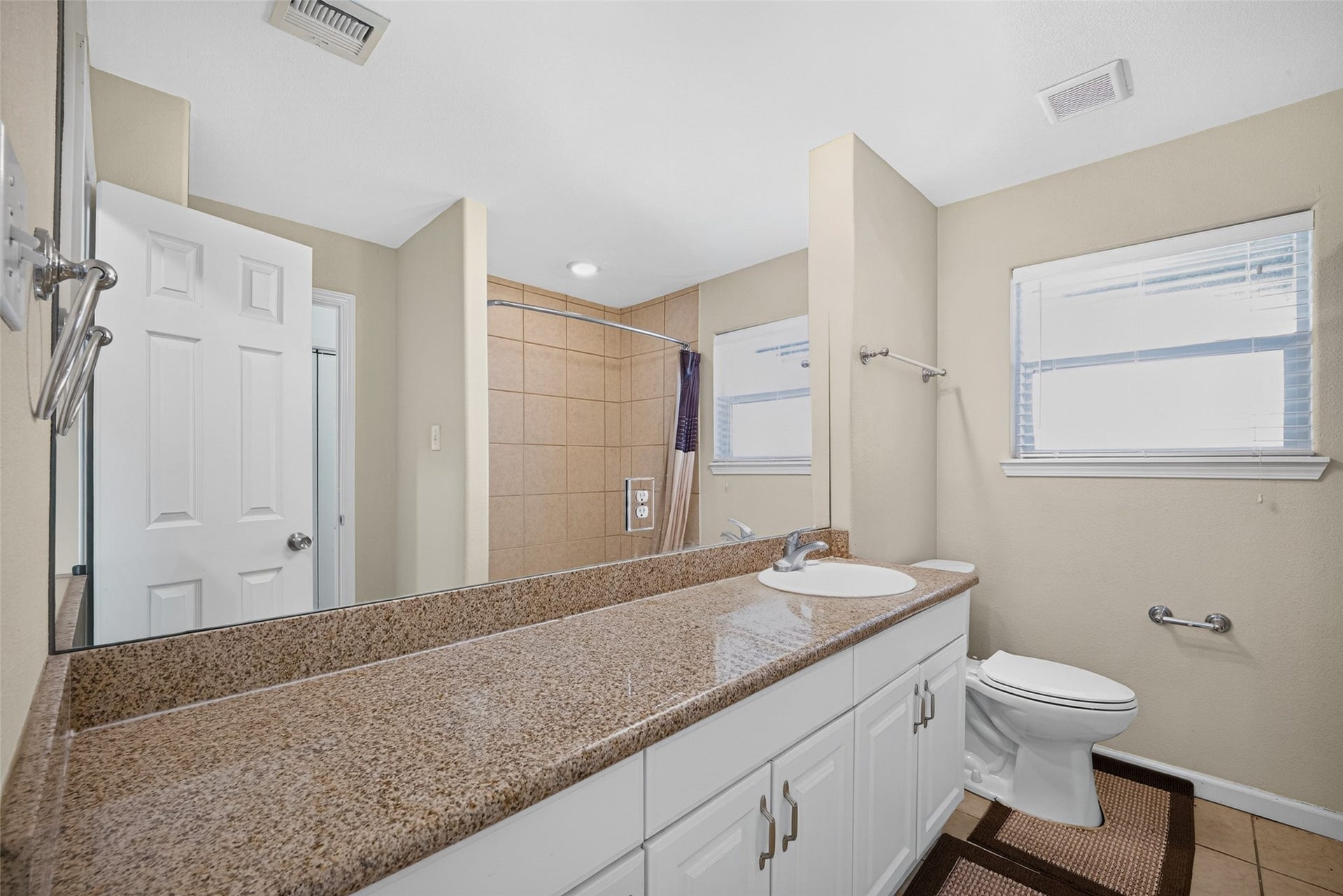 7002 Leader Street, Houston, TX 77074 7002 Leader Street, Houston, TX 77074