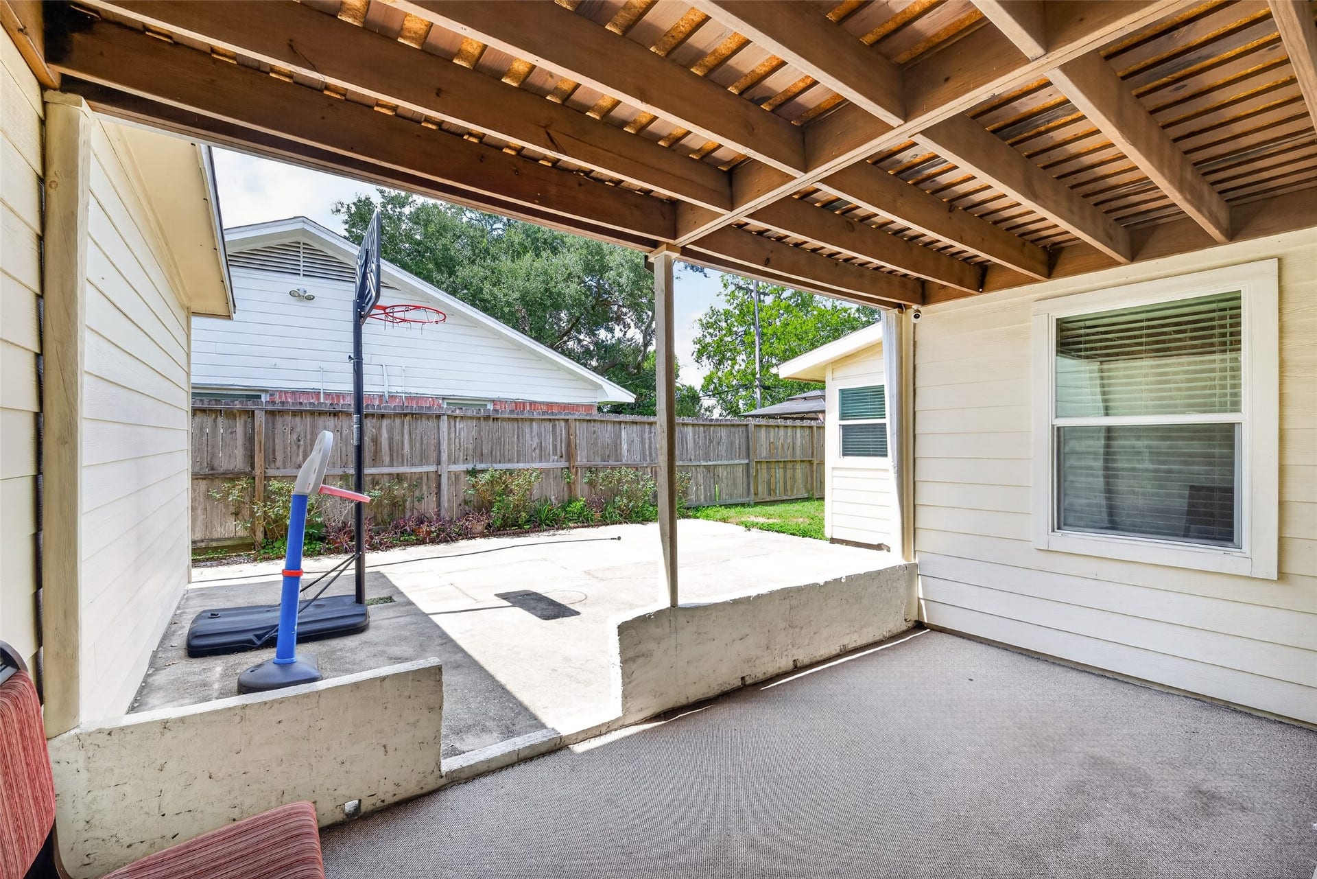 7002 Leader Street, Houston, TX 77074 7002 Leader Street, Houston, TX 77074