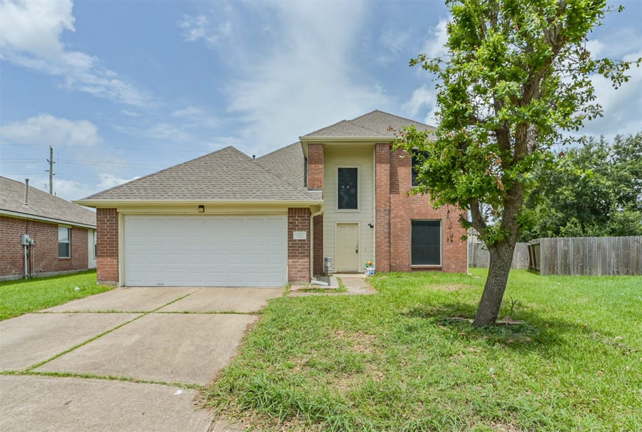 Property photo for 7102 Calix Lane, Houston, TX