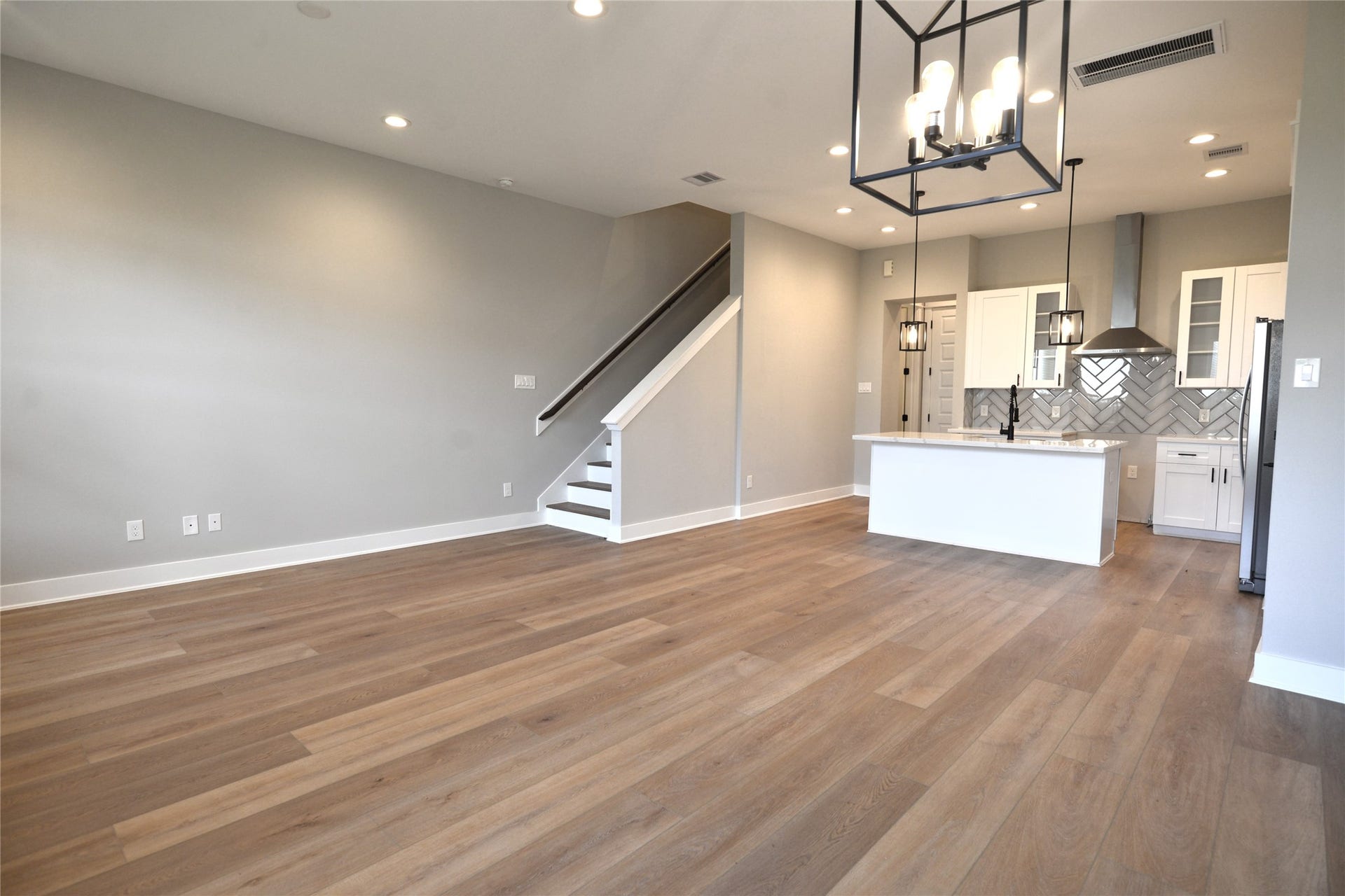 5935 Cebra Street, Houston, TX 77091 Wood flooring downstairs