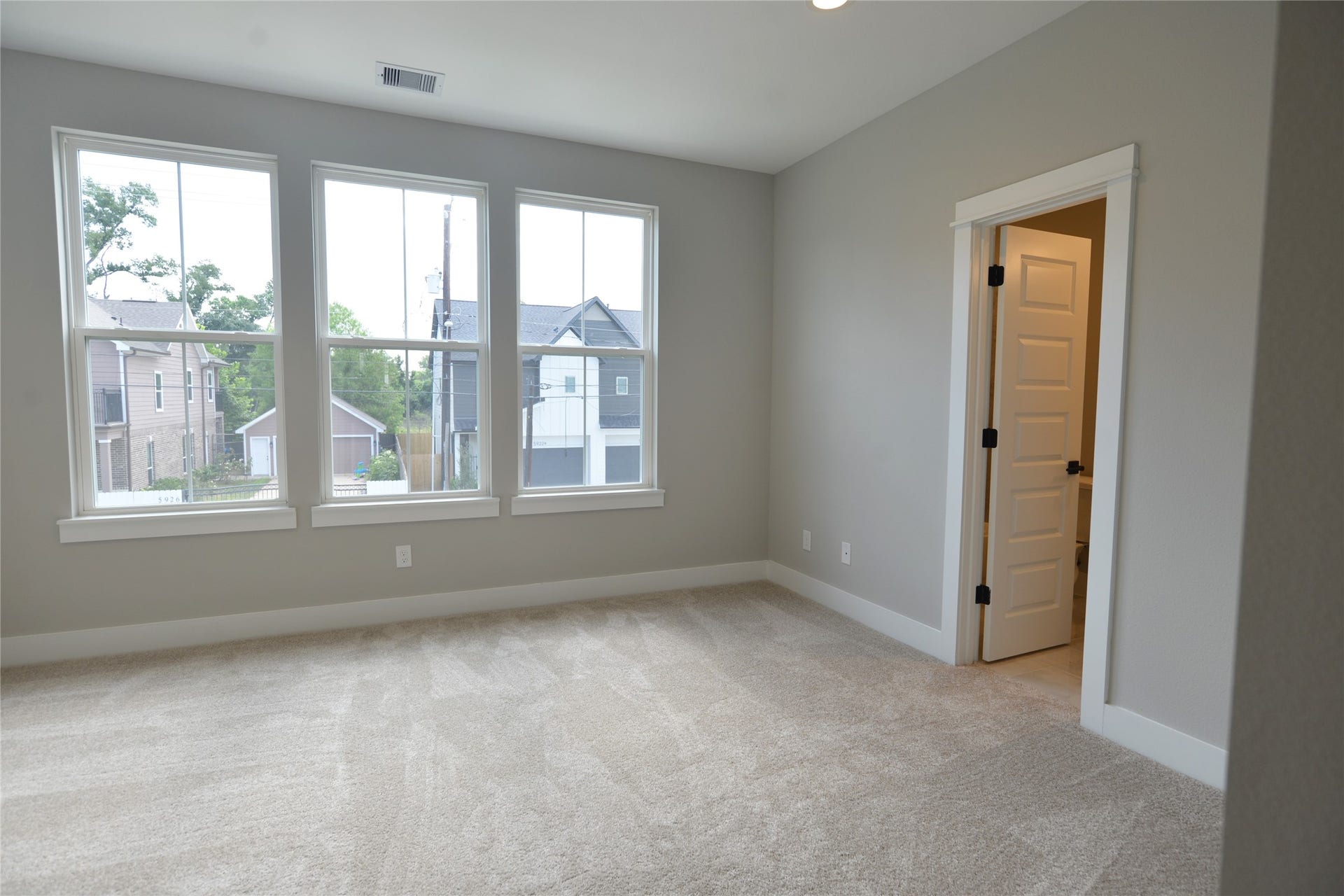 5935 Cebra Street, Houston, TX 77091 Secondary bedroom