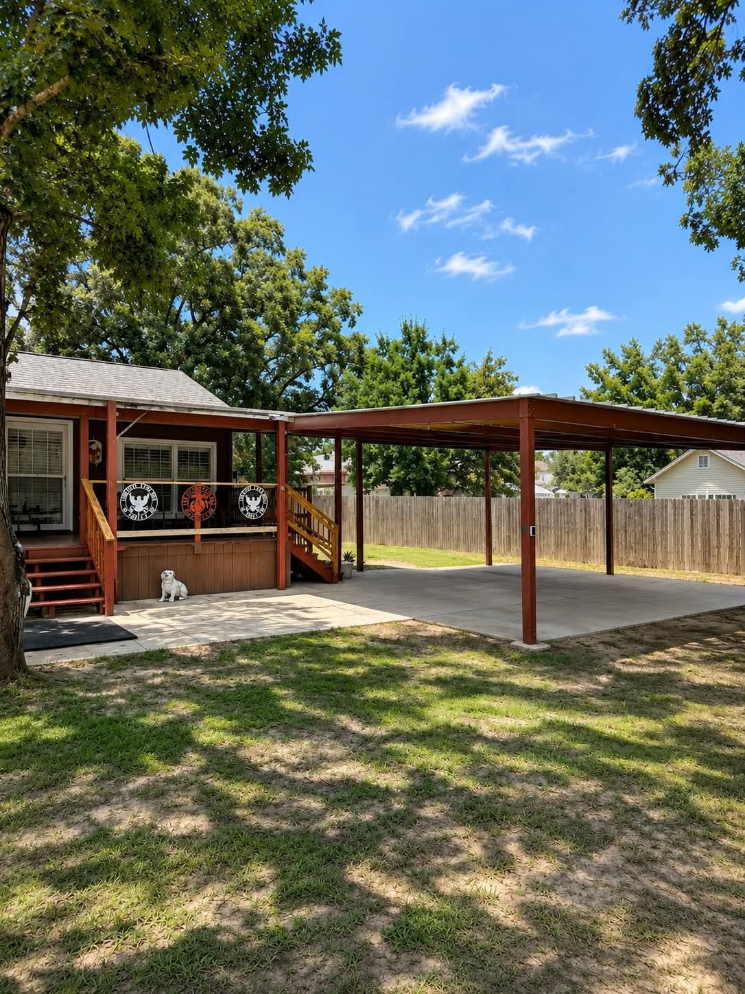 154 Woodway Drive, Magnolia, TX 77355 Welcome to your spacious, private residence!