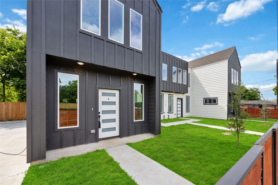 Property photo for 4562 Teton Street, #B, Houston, TX