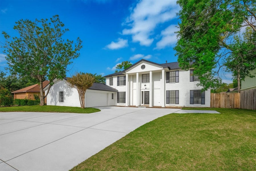 Property photo for 3102 Glenn Lakes Lane, Missouri City, TX