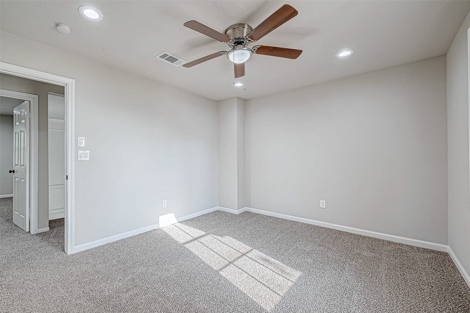 3102 Glenn Lakes Lane, Missouri City, TX 77459 Another picture of the Bedroom.
