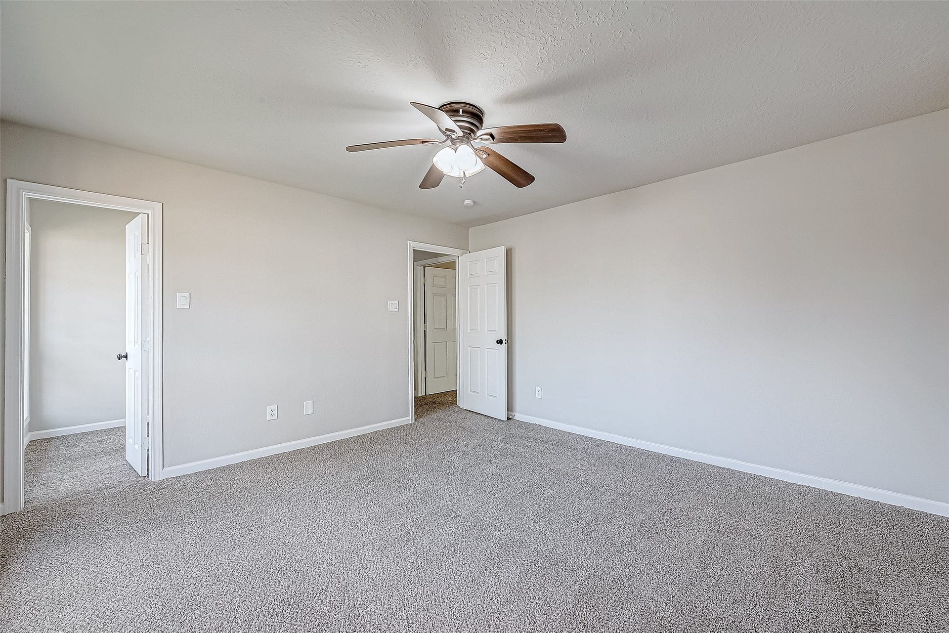 3102 Glenn Lakes Lane, Missouri City, TX 77459 Another picture of the Bedroom.